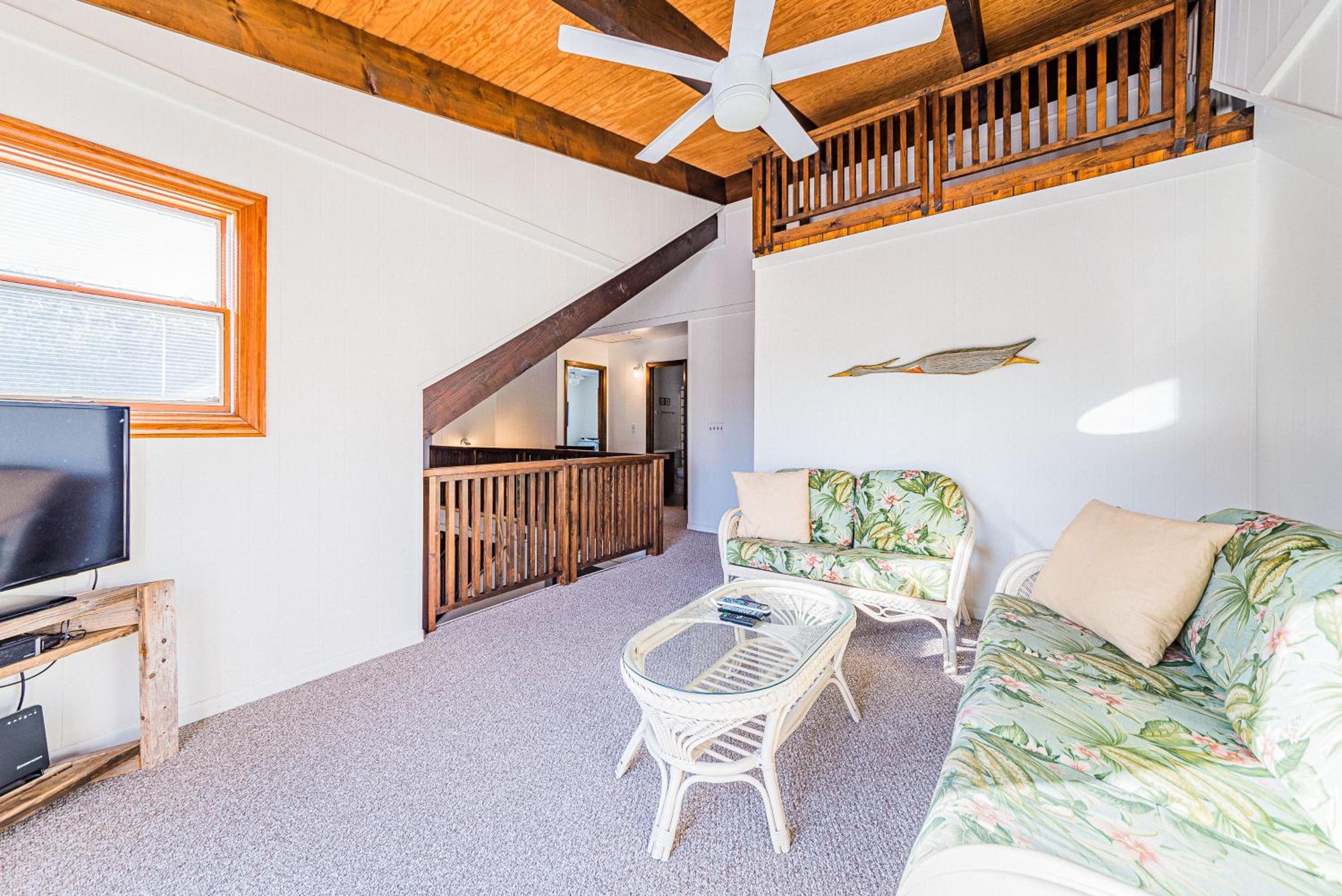 Casa La Playa - Duck, Sanderling, Lakefront, 160 Yards to the Beach, Community Pool, Pets OK