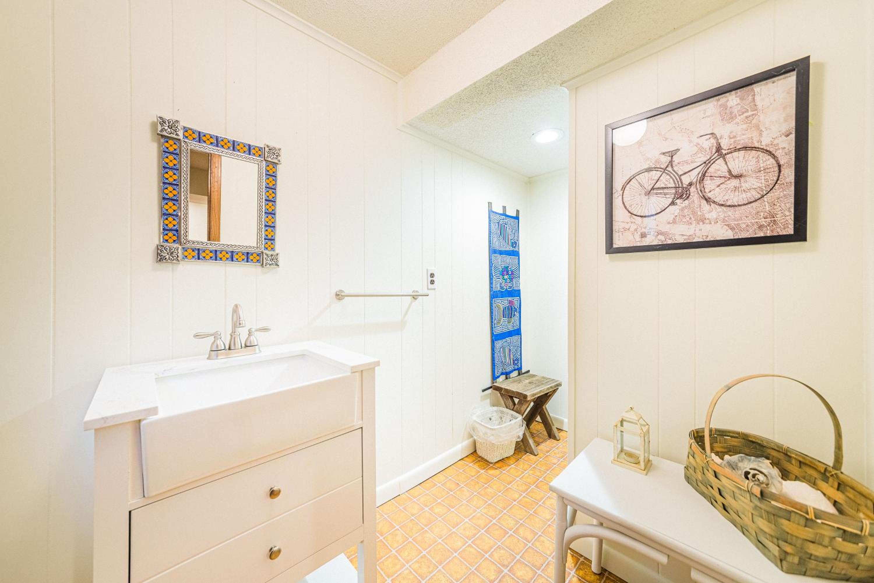 Casa La Playa - Duck, Sanderling, Lakefront, 160 Yards to the Beach, Community Pool, Pets OK