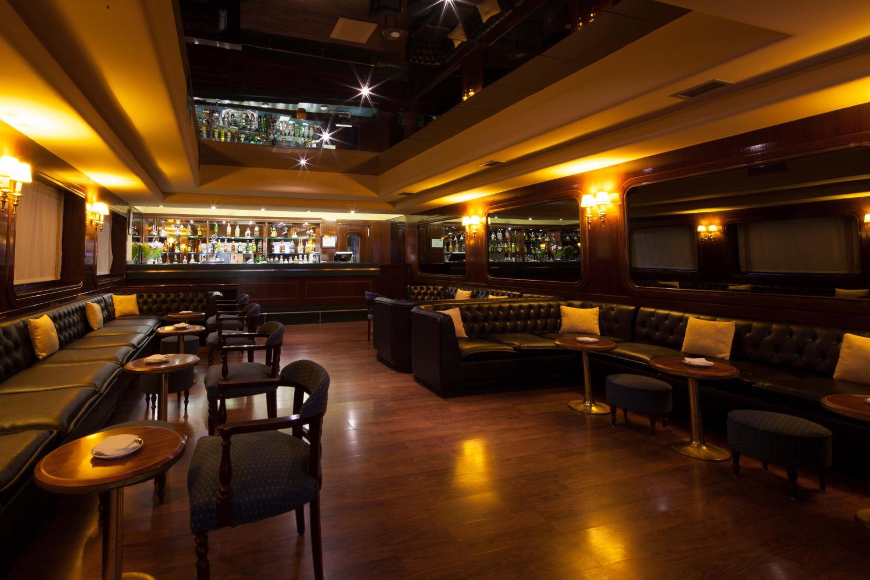Hotel Chamartin The One photo 4