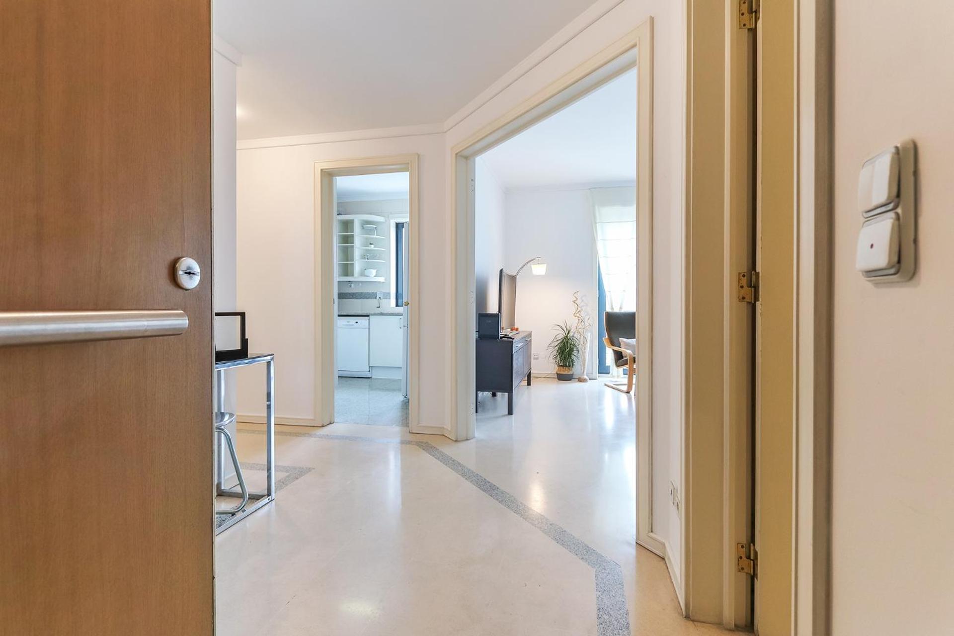 Vita Portucale ! Modern Apartment with Garage view 5