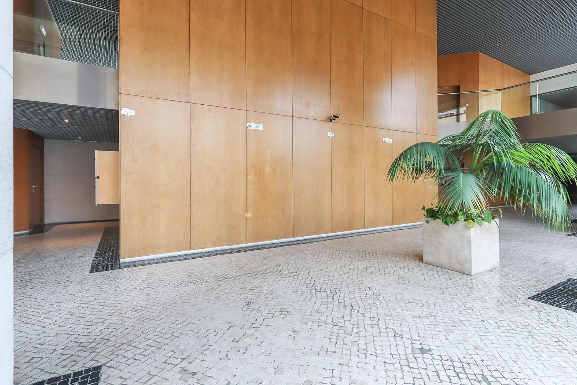 Vita Portucale ! Modern Apartment with Garage view 2