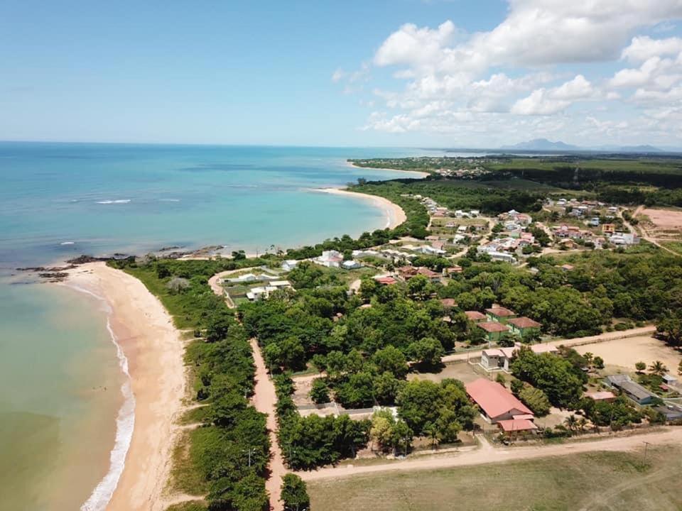Xodó da Praia - amplo apartamento 3 qts 260 m da praia