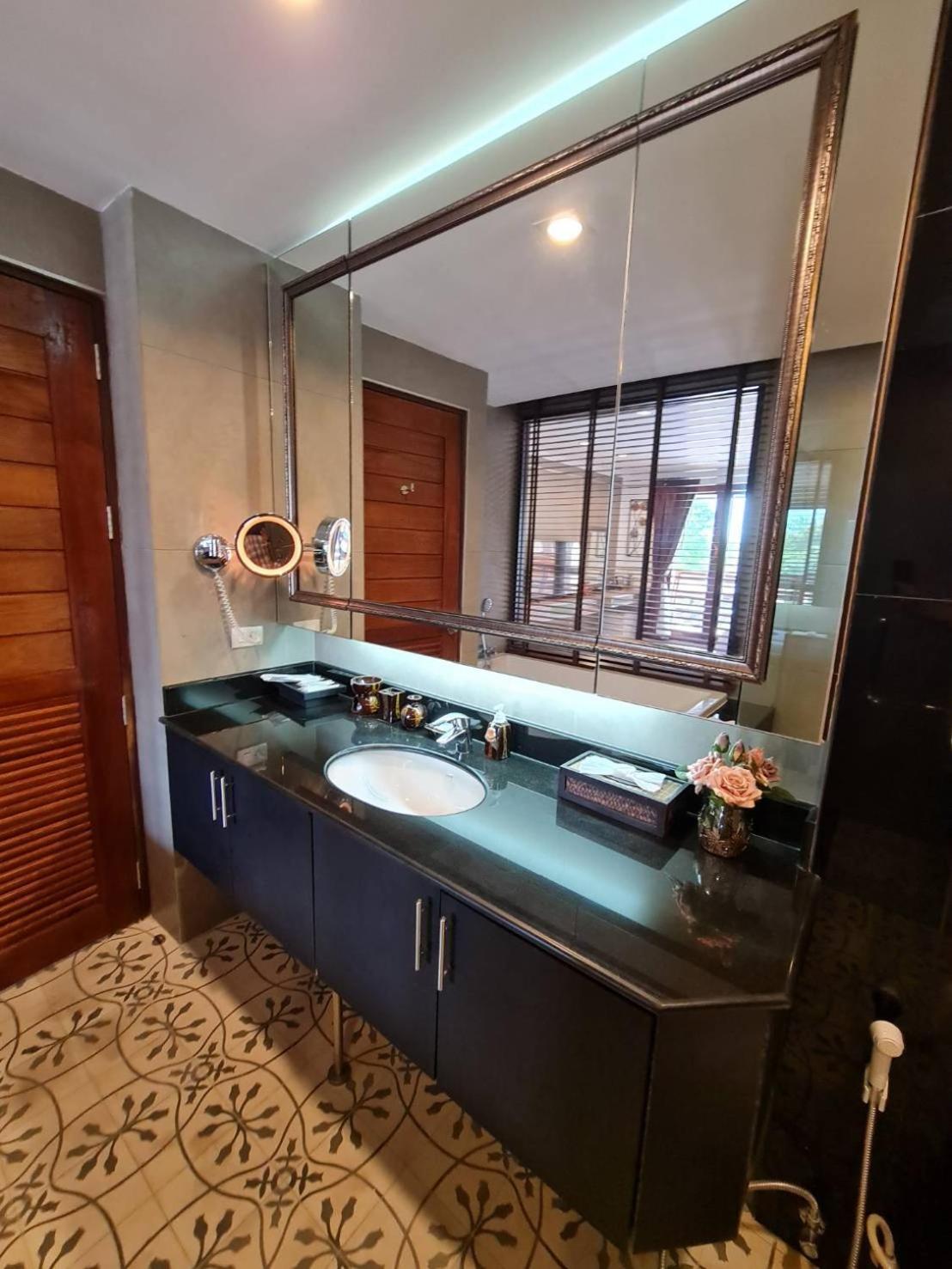 Elegancy Resort Hua Hin