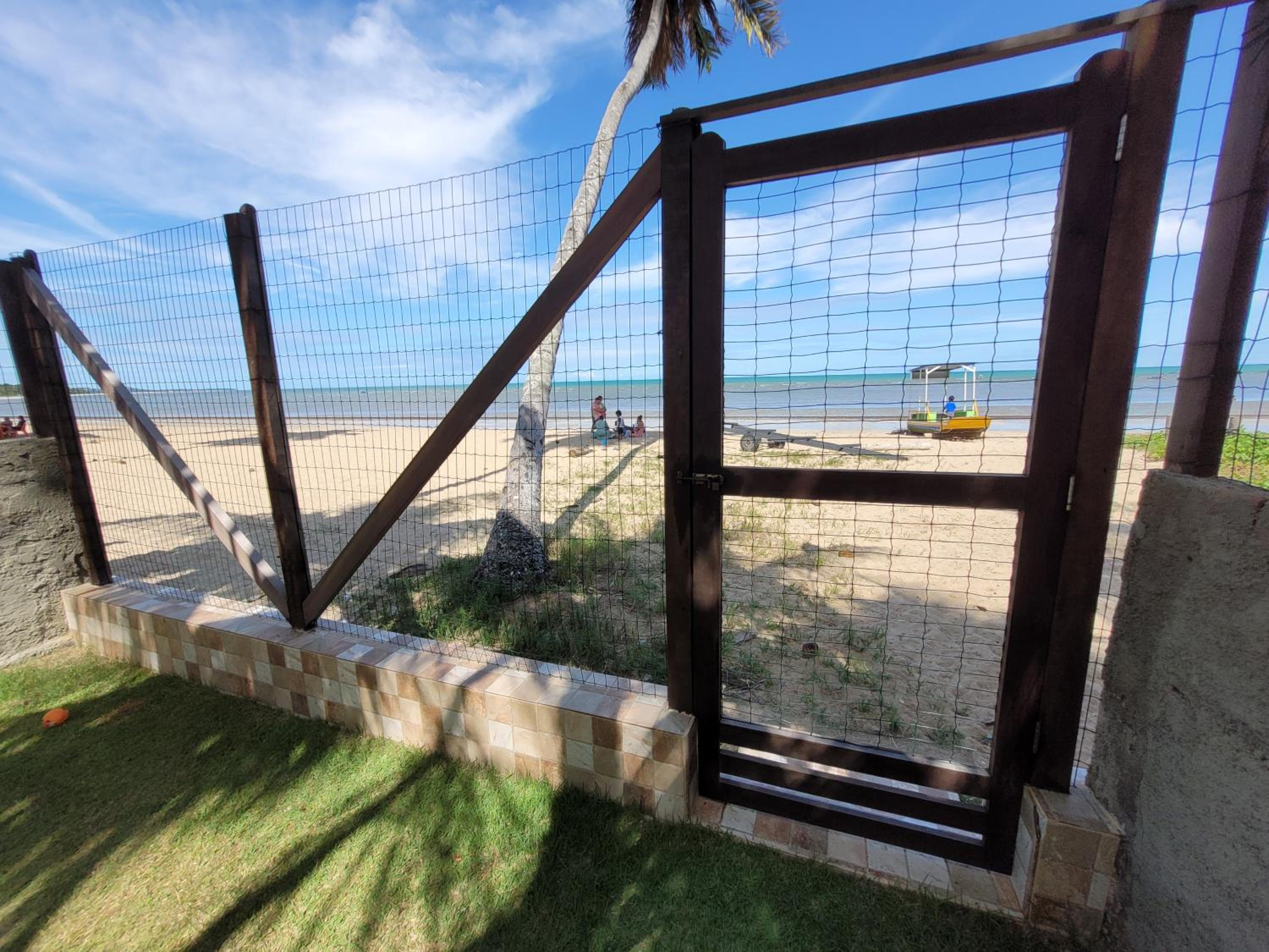 Casa à beira mar de Maragogi com 4 quartos, 4 banheiros e Área Verde