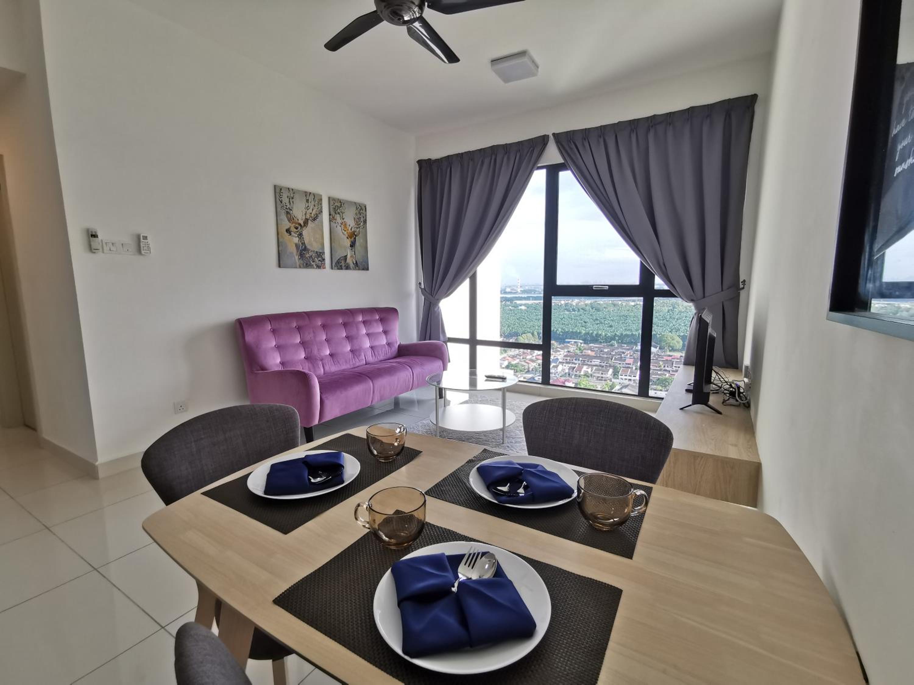 Mid Valley Southkey Mosaic Cozy Suite at Johor Bahru