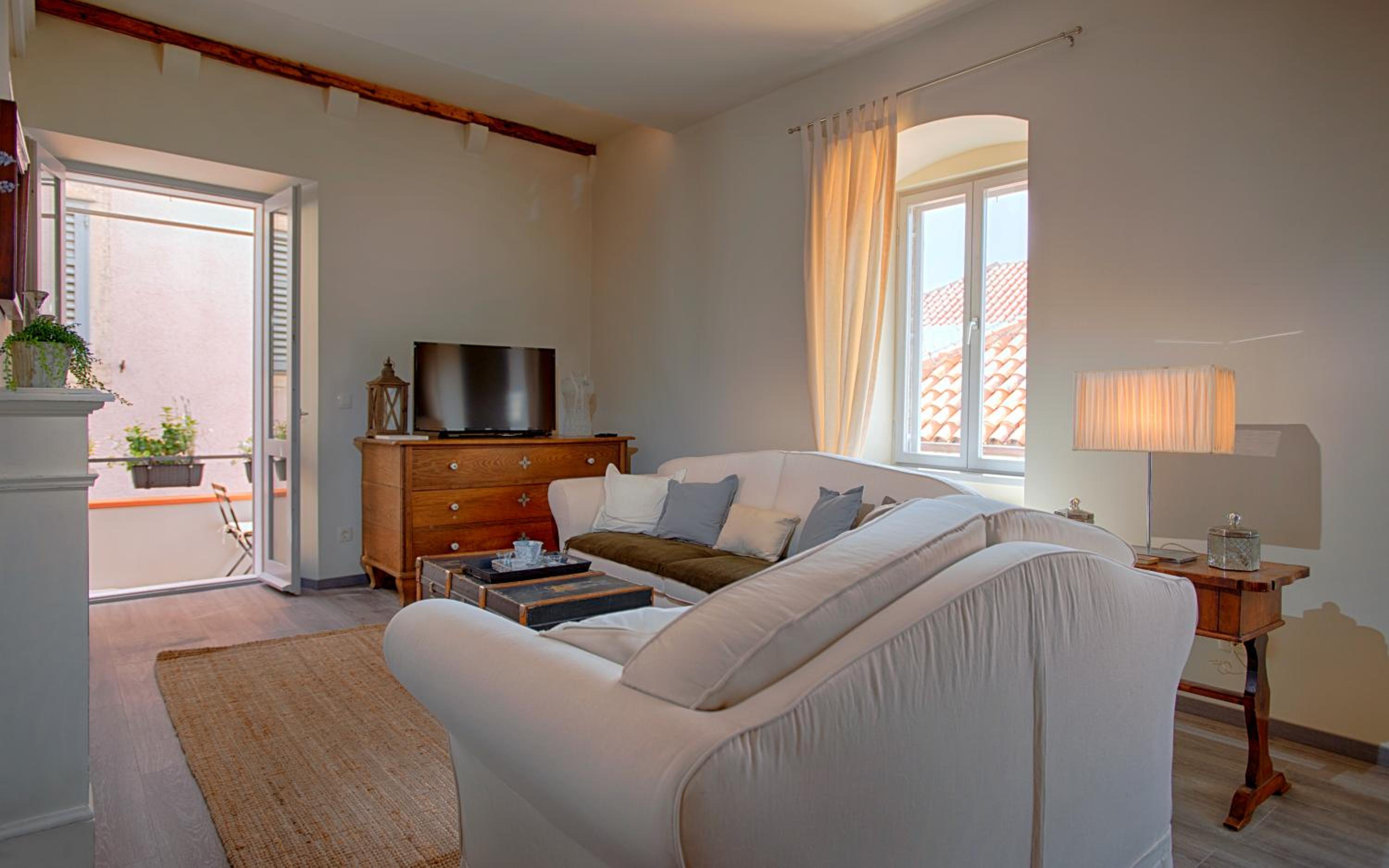 Heraclea Residential Apartments view 5