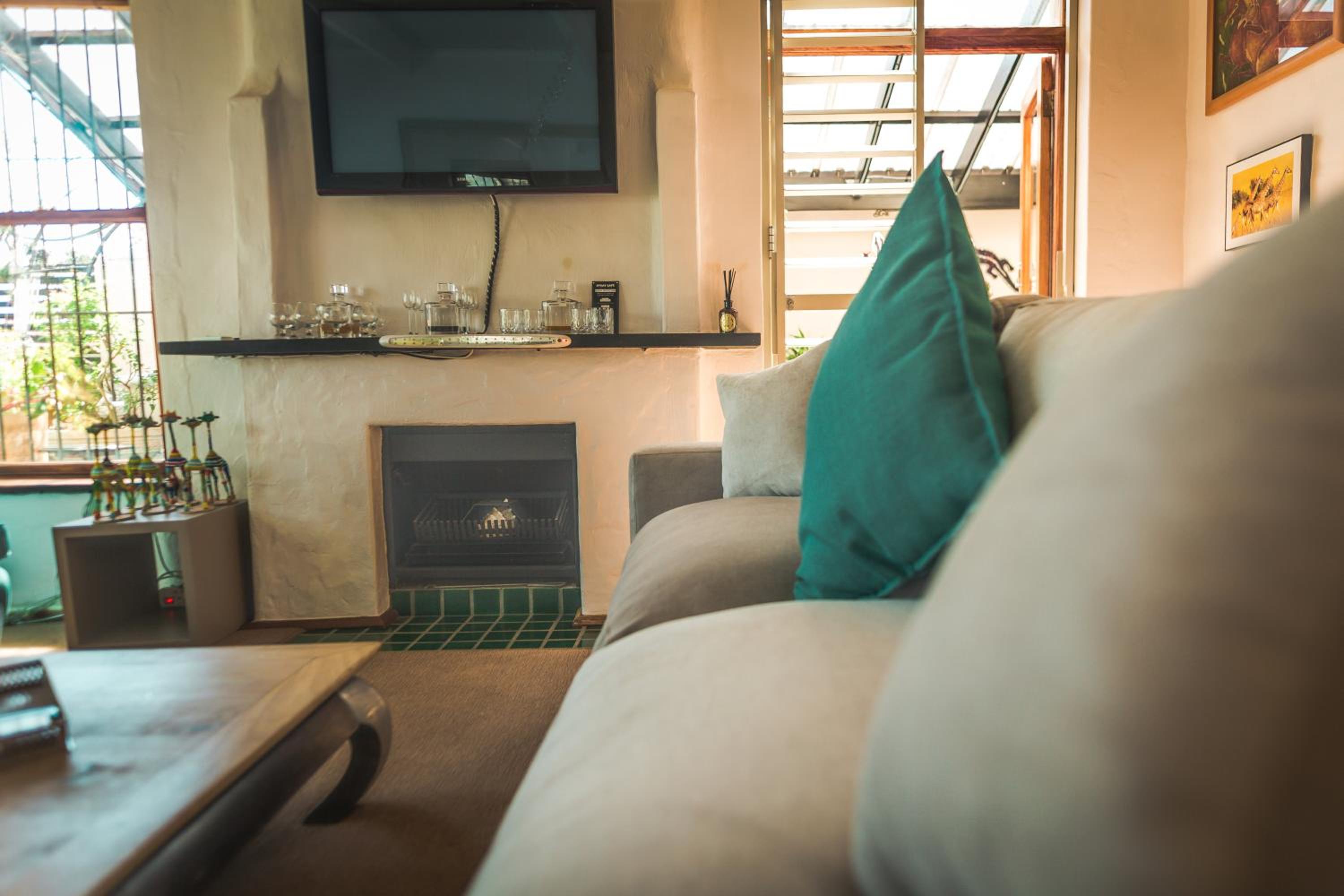 Point B Guest House -Sustainable Solar Energy — photo 109