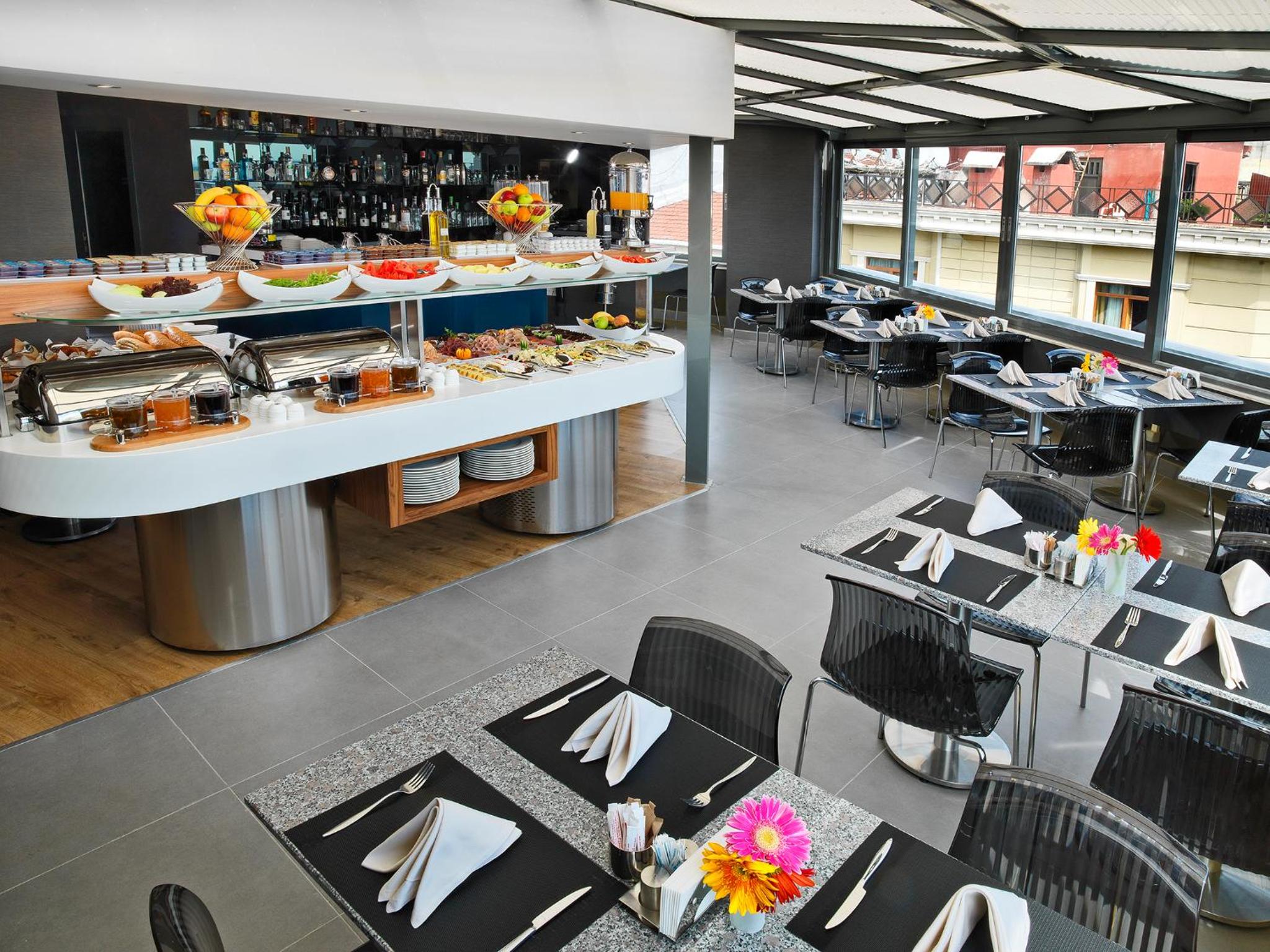 Misa Otel - Image 18