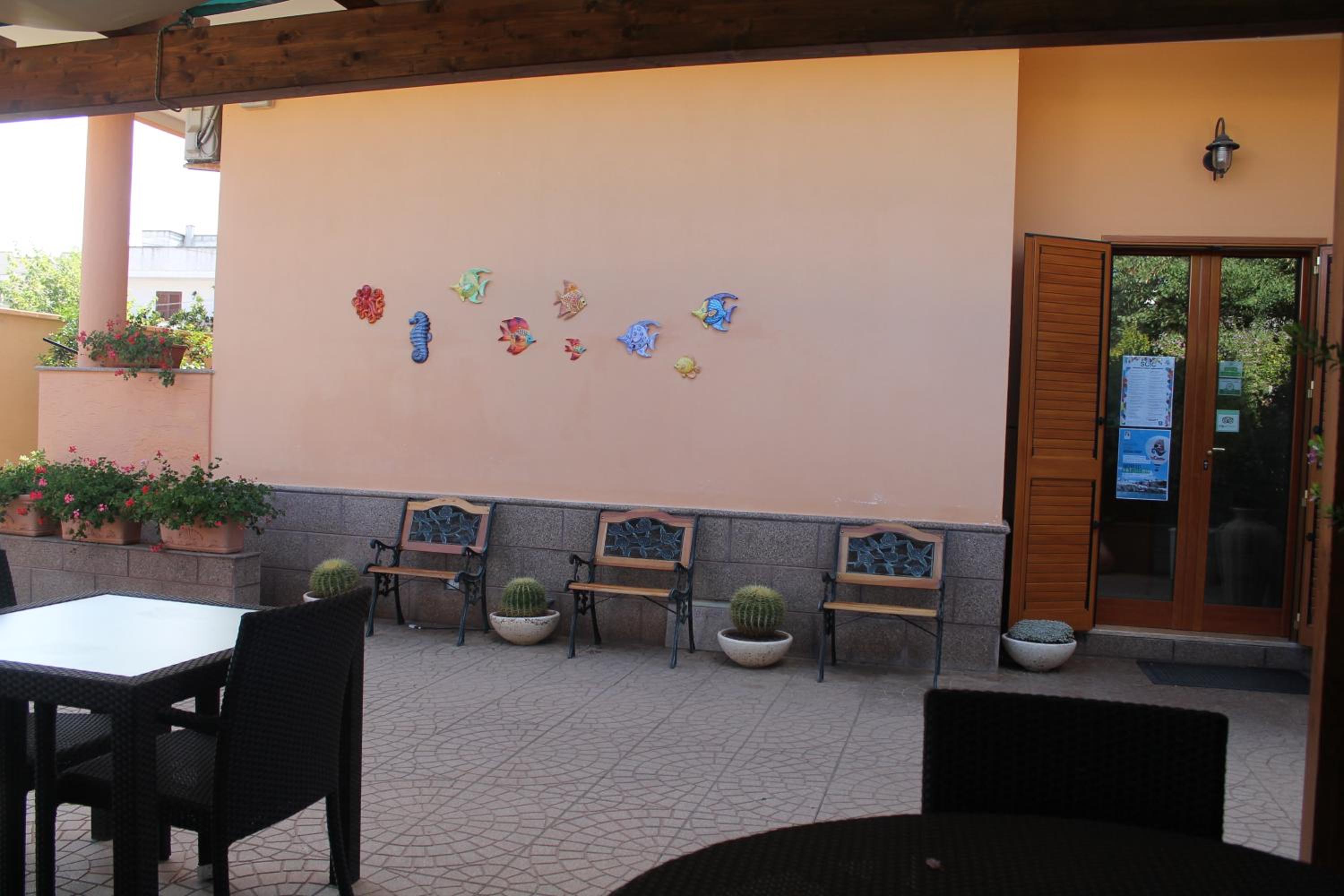 Photo 9