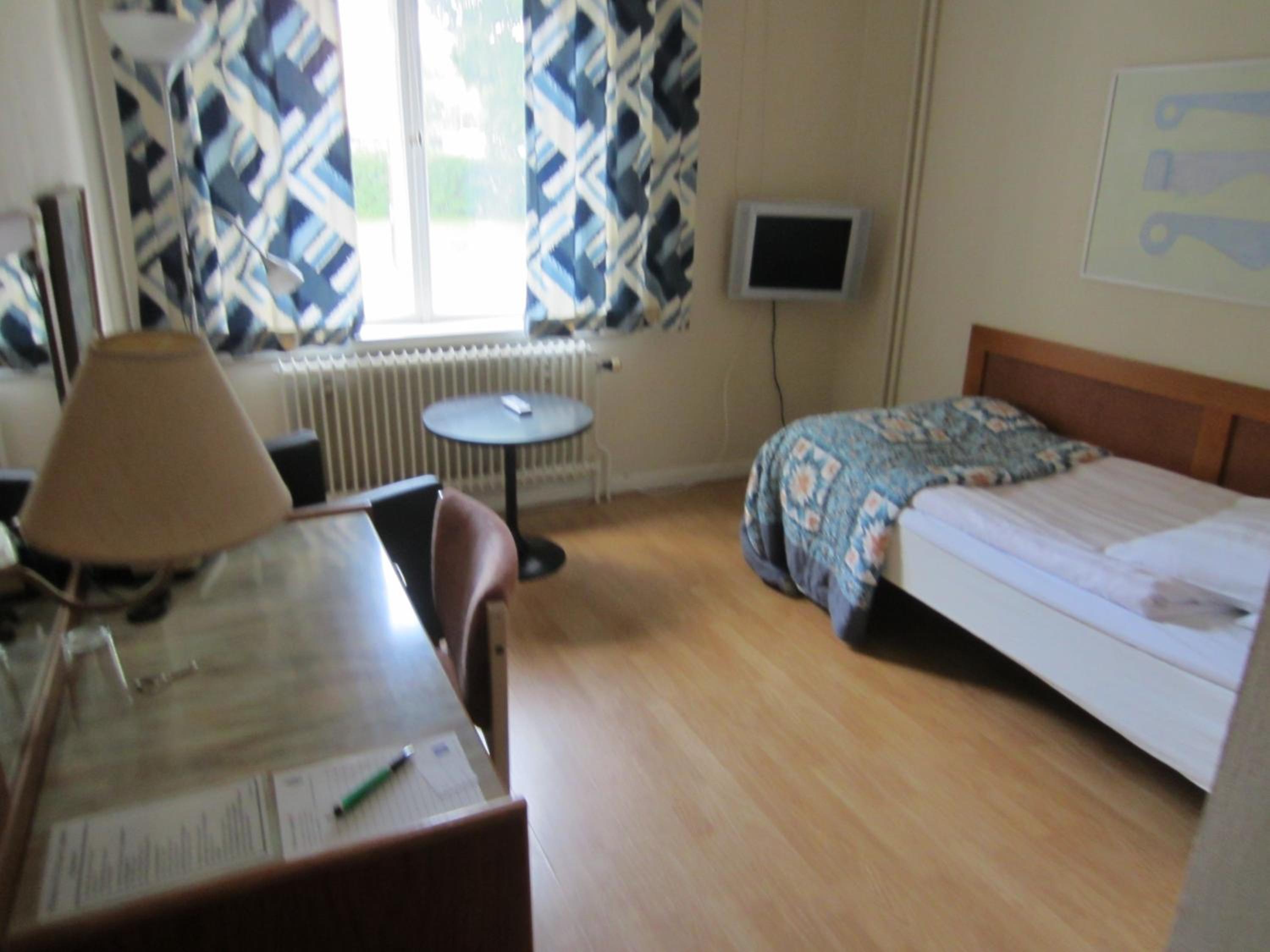 Photo 6