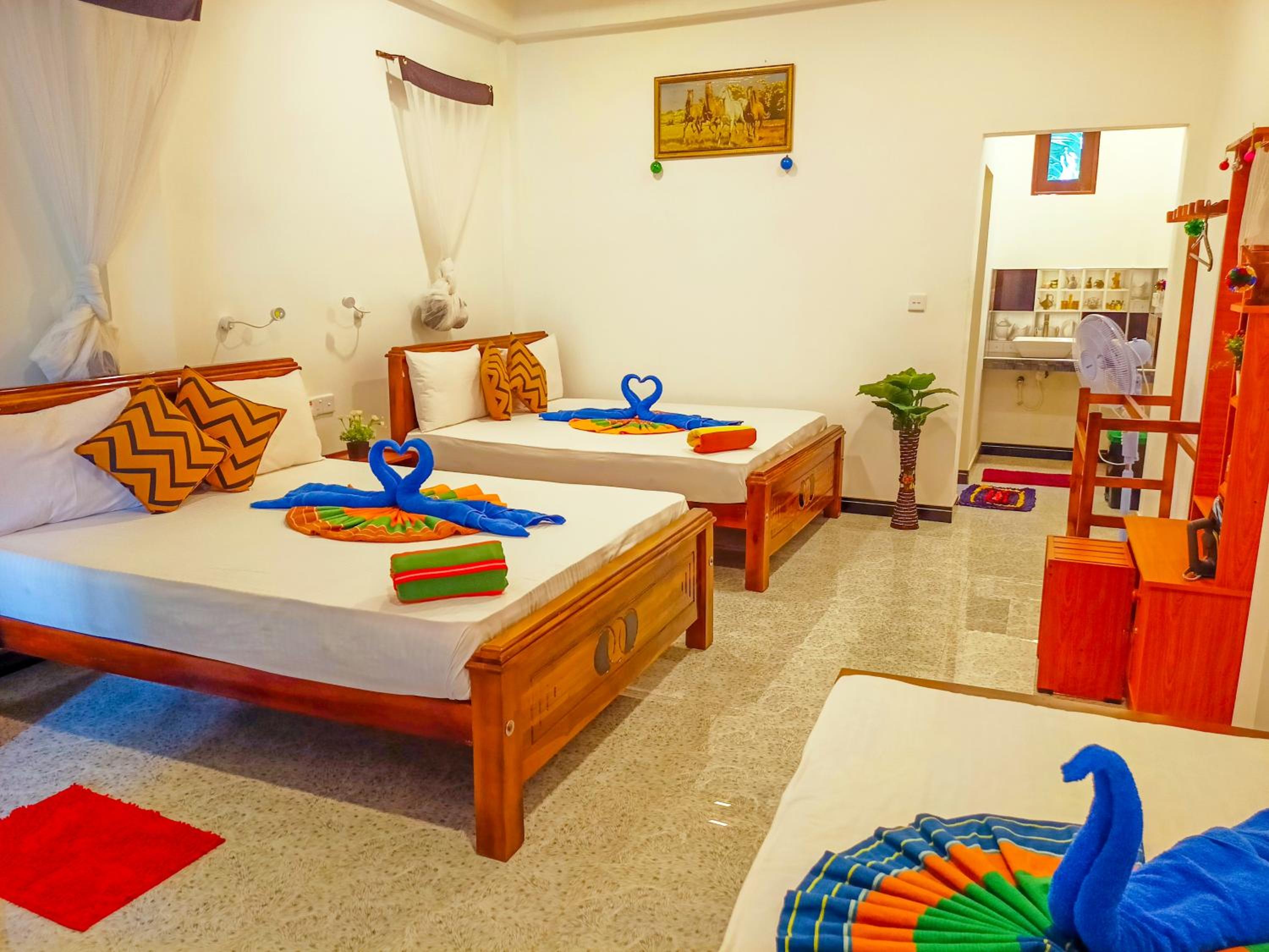 Sigiri Tarushan Home Stay