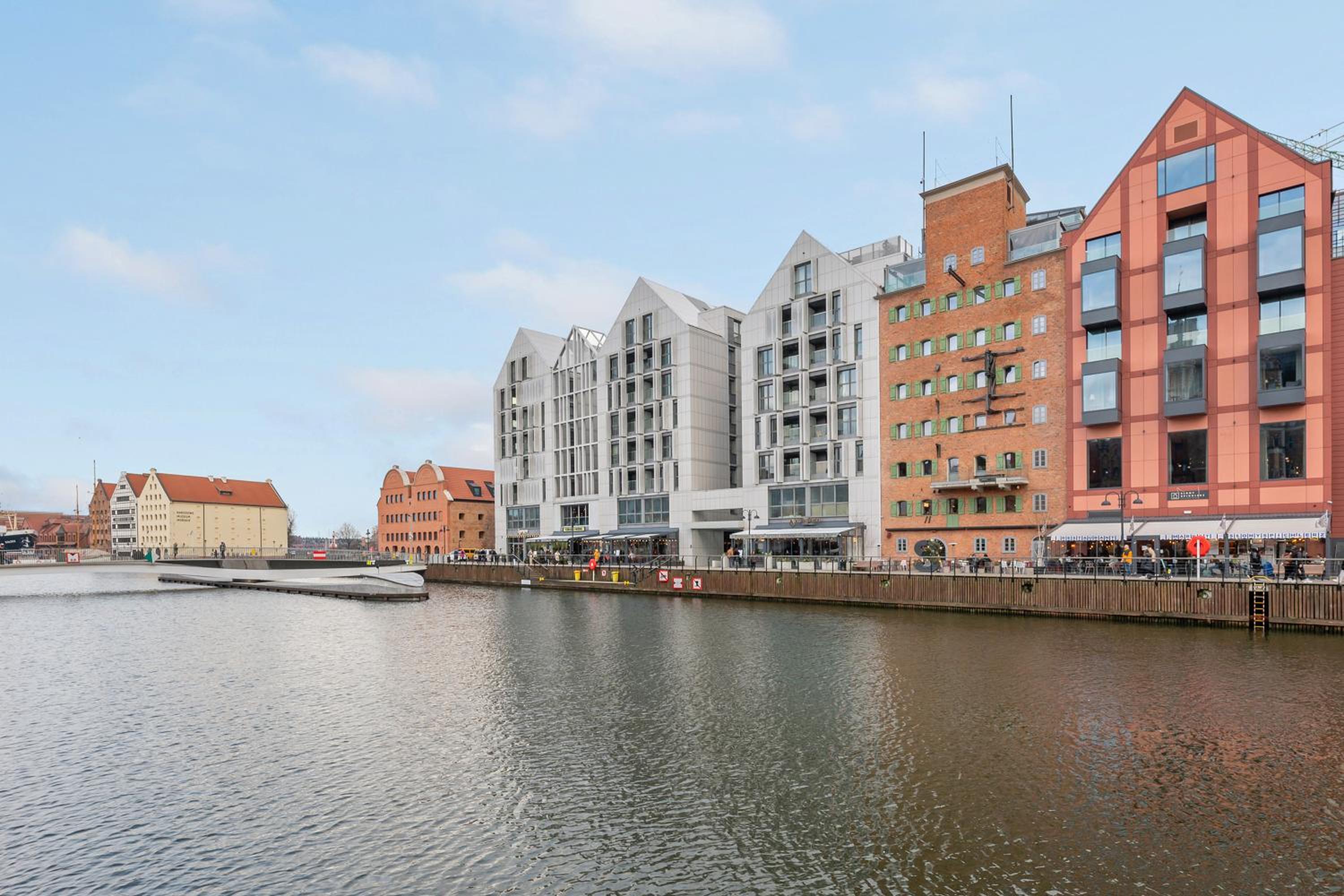 Granaria Riverside by Downtown Apartments