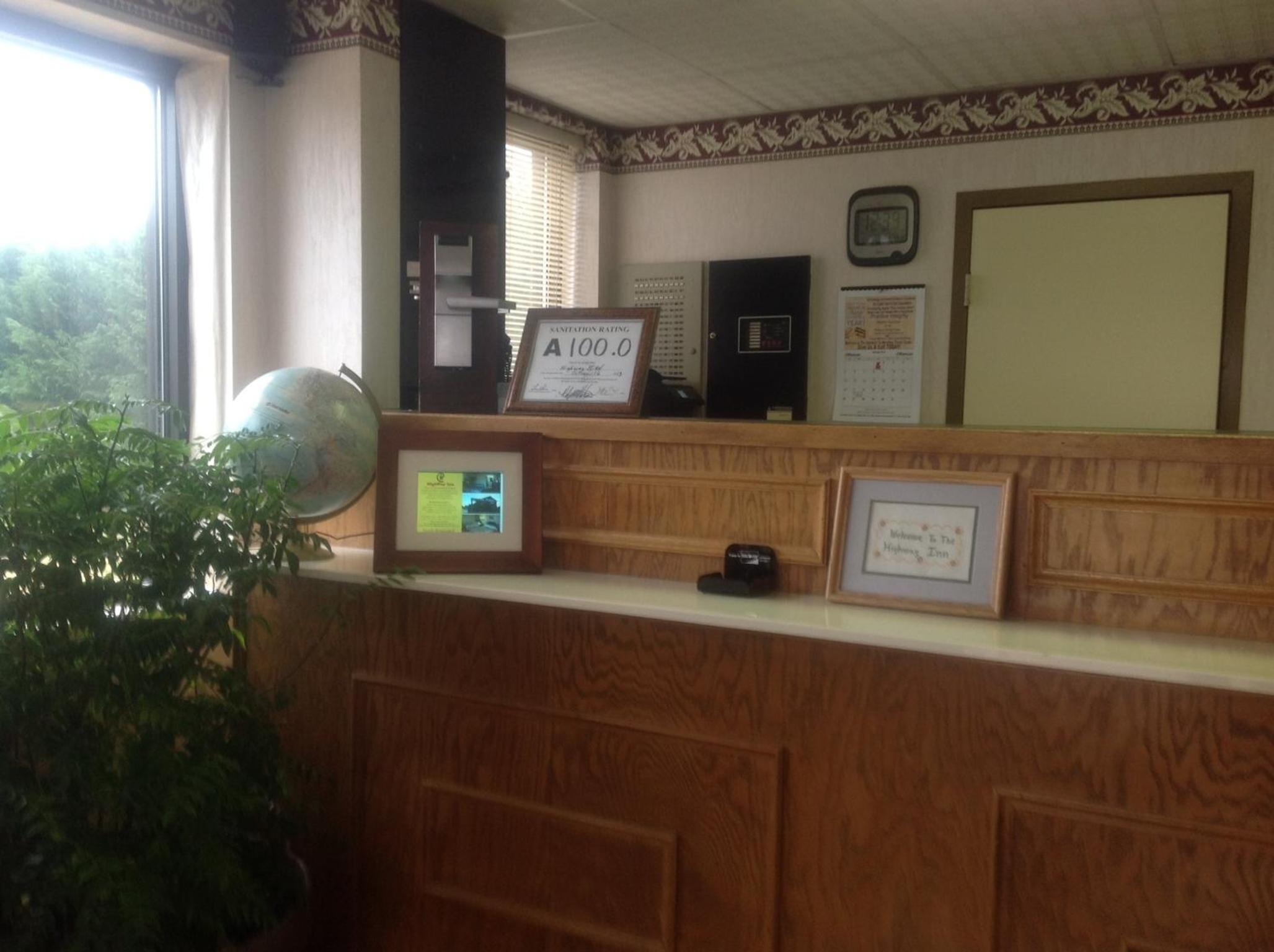 HighWay Inn