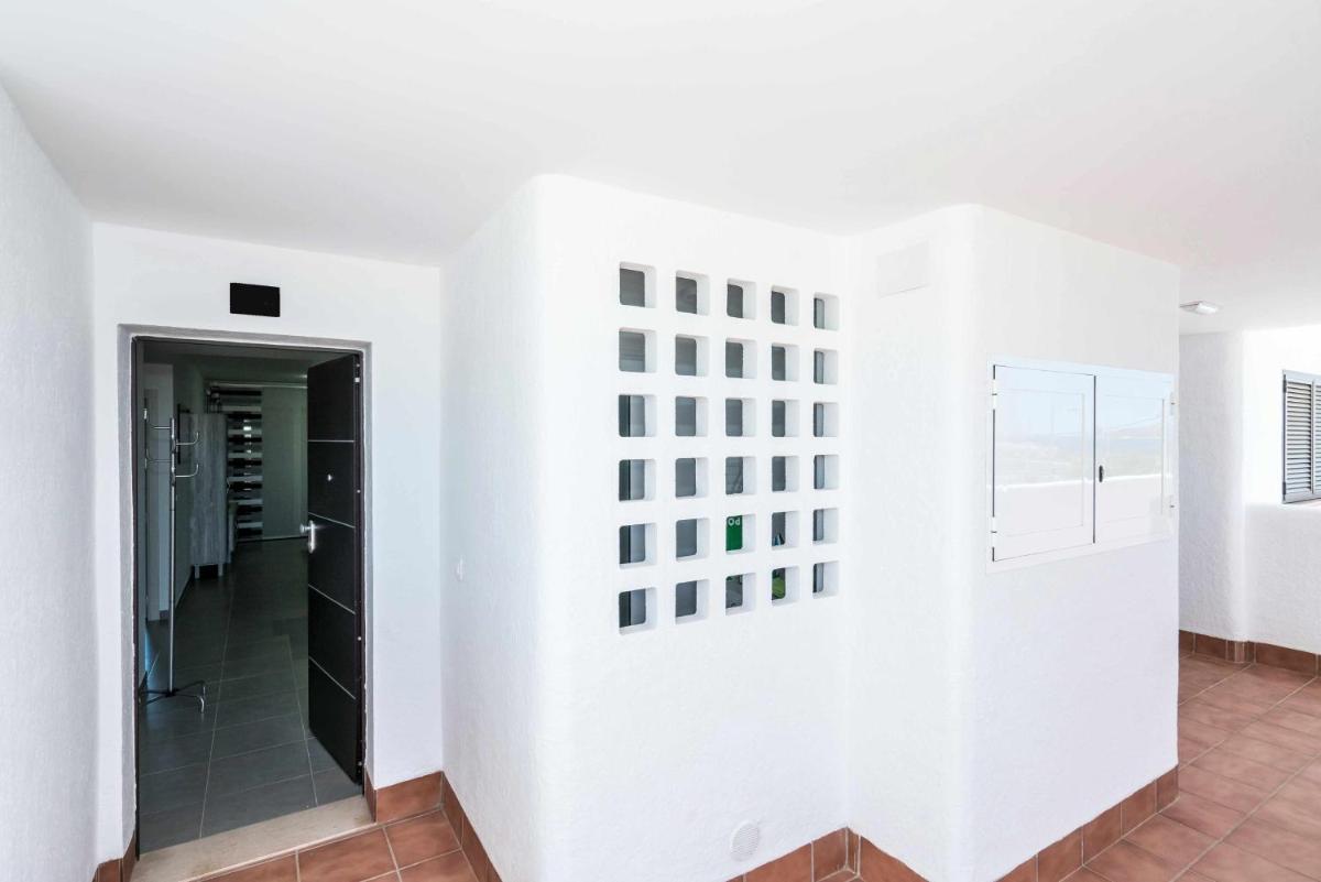 Girasol apartamento para 4 personas con piscina communitaria photo 2