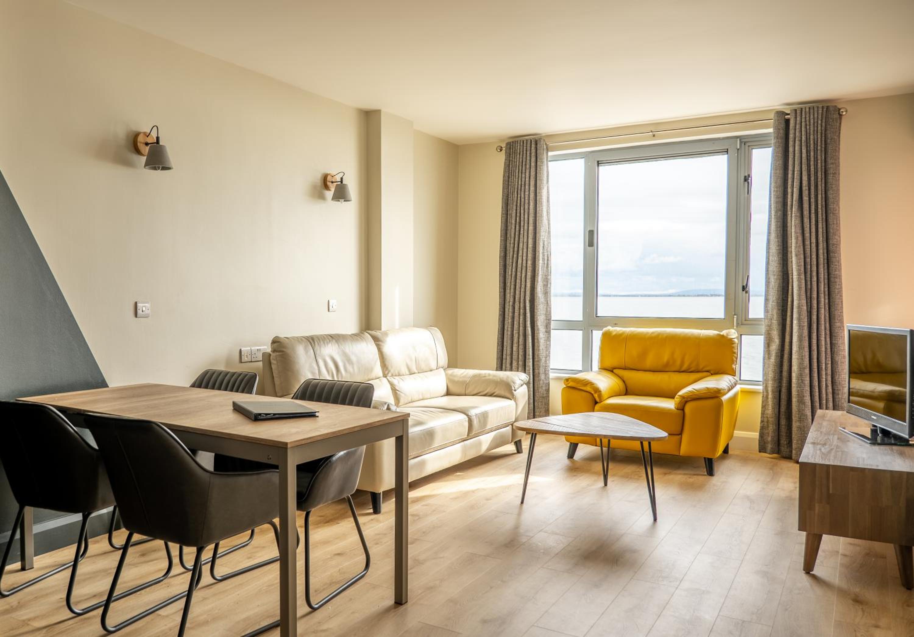 Galway Bay Sea View Apartments - Image 3