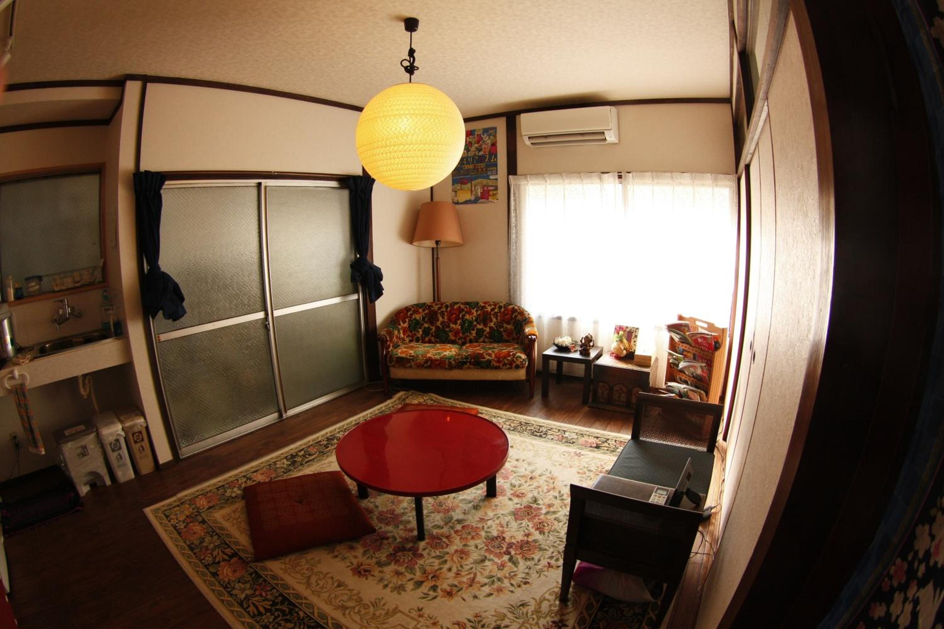Nagasaki Kagamiya