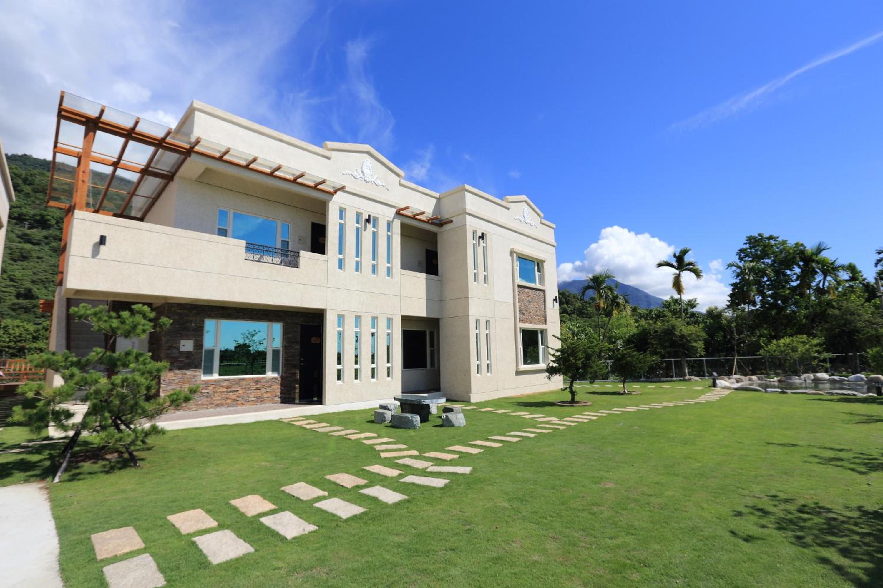 Cai Feng B&B