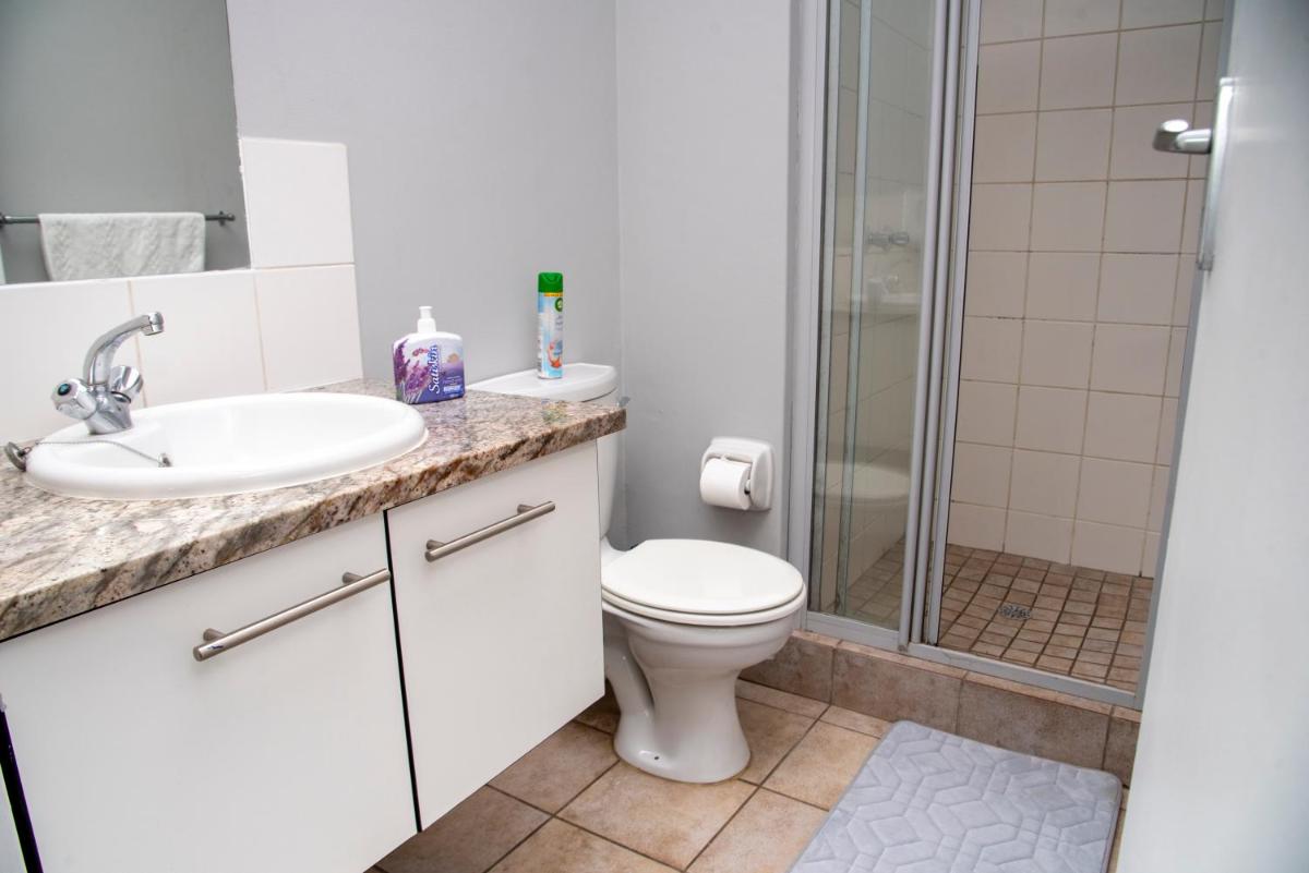 Leas Furnished Apartments - Capital Hill, Pretoria, photo 2 of 37