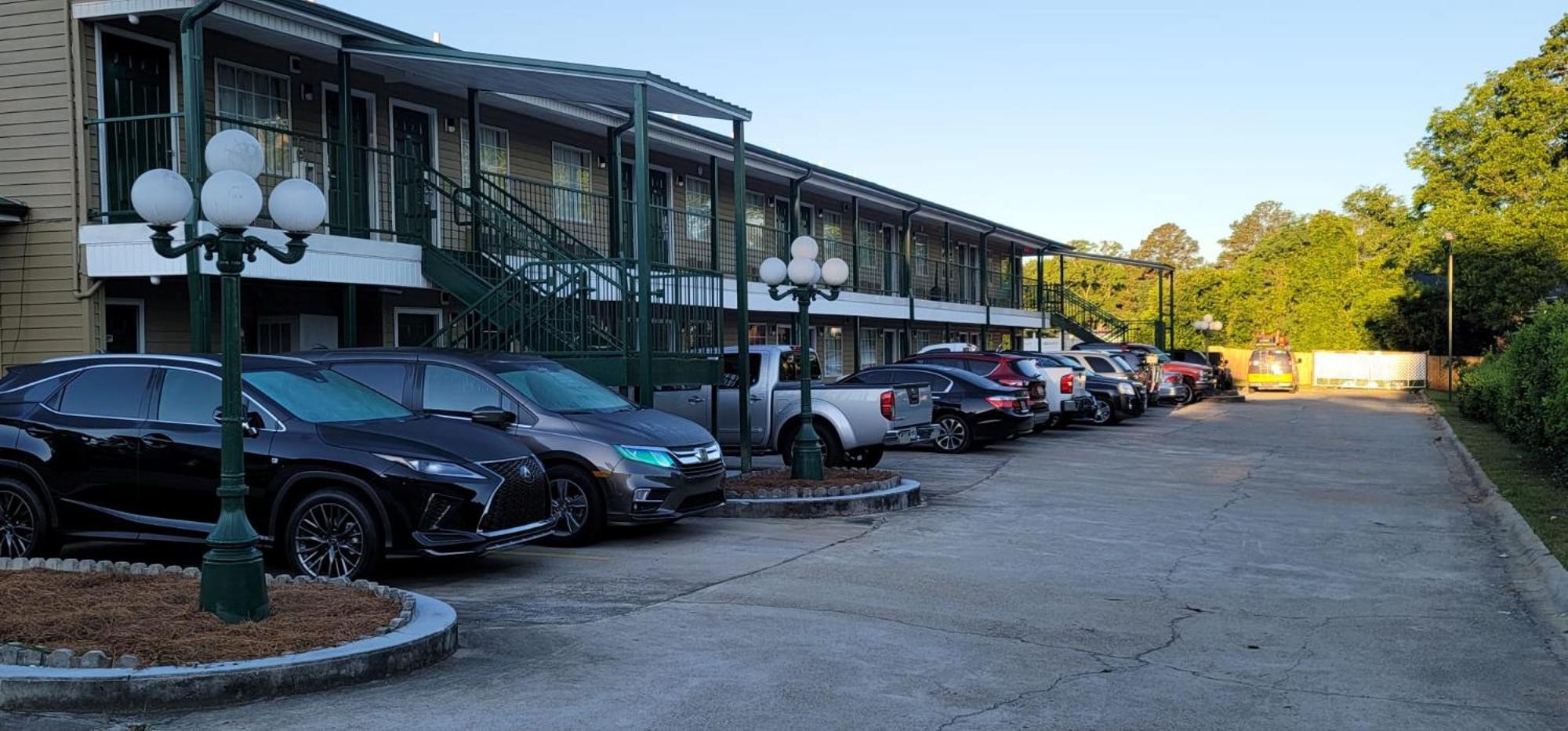 Garden Inn and Suites near Callaway Gardens Pine Mountain - Property Image 30