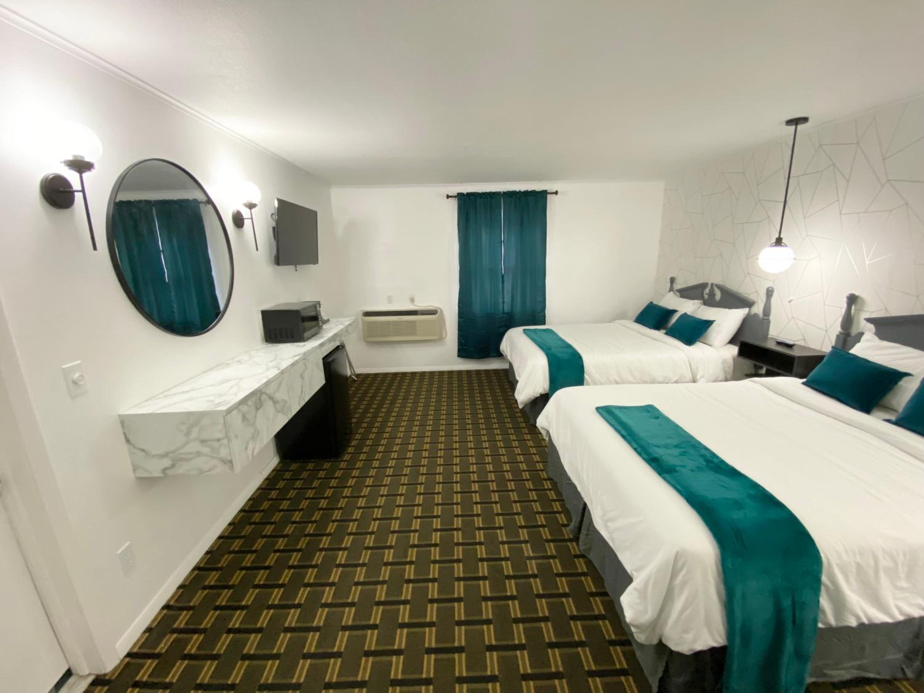 Pilgrim Inn 3
