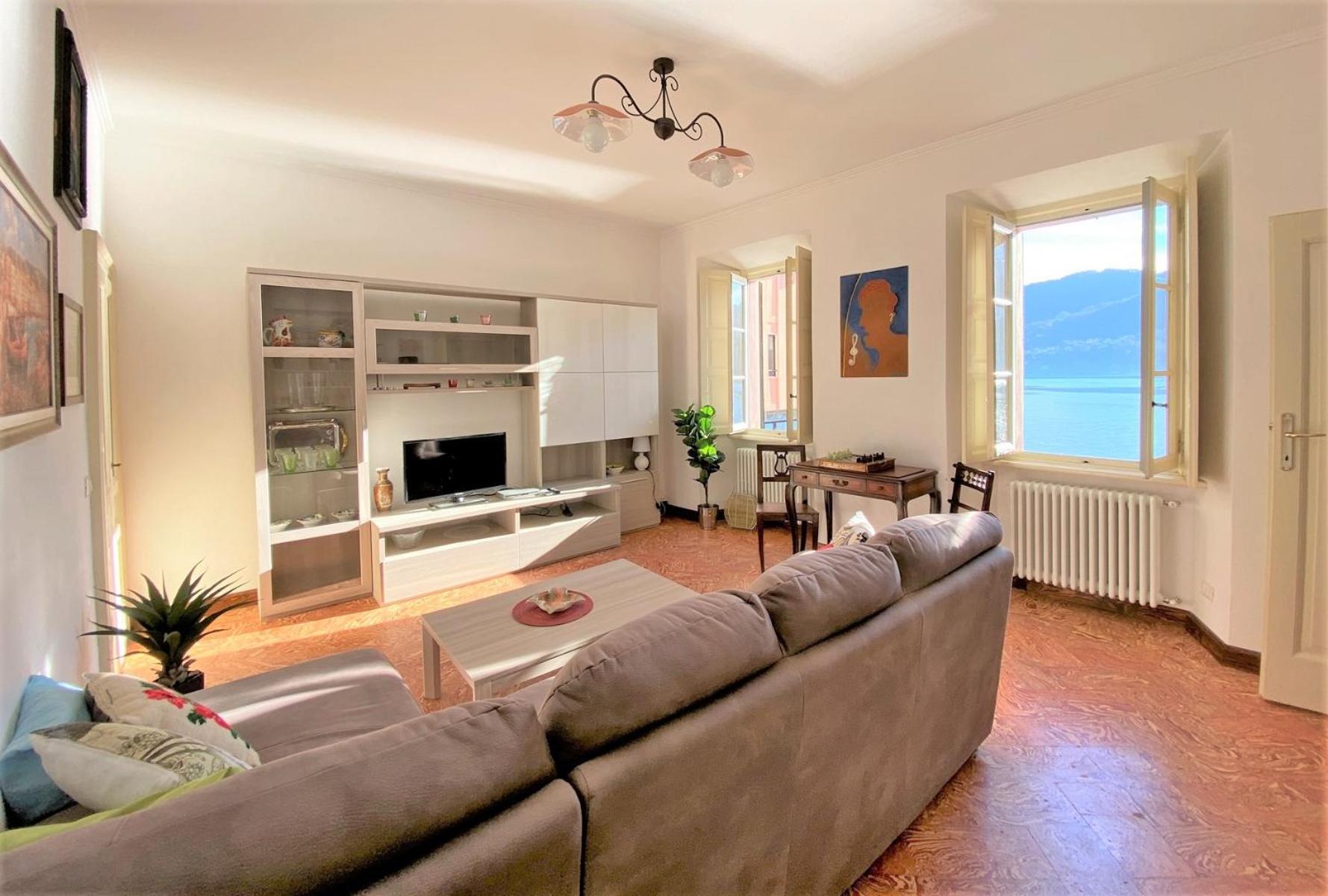 Villino De Wels Aparment in Tremezzo view 2