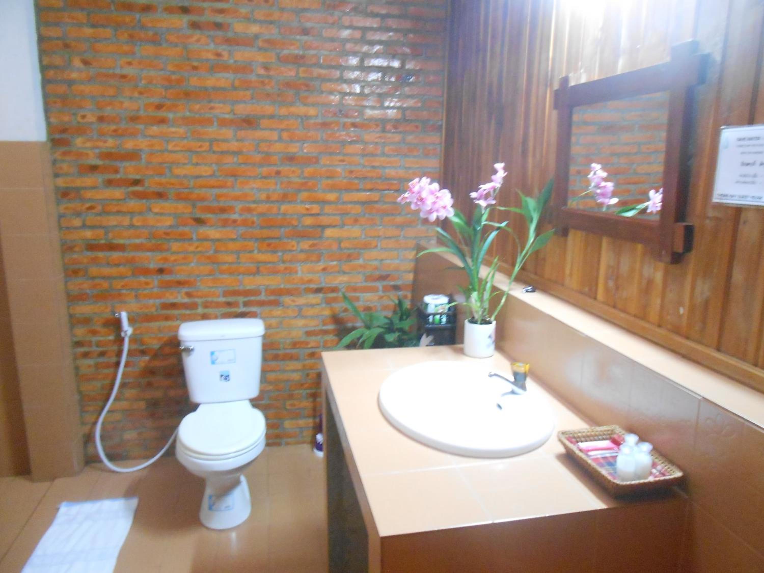 Thongbay Guesthouse