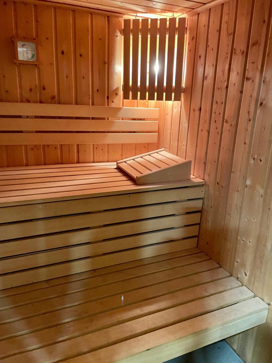 Jacuzzi