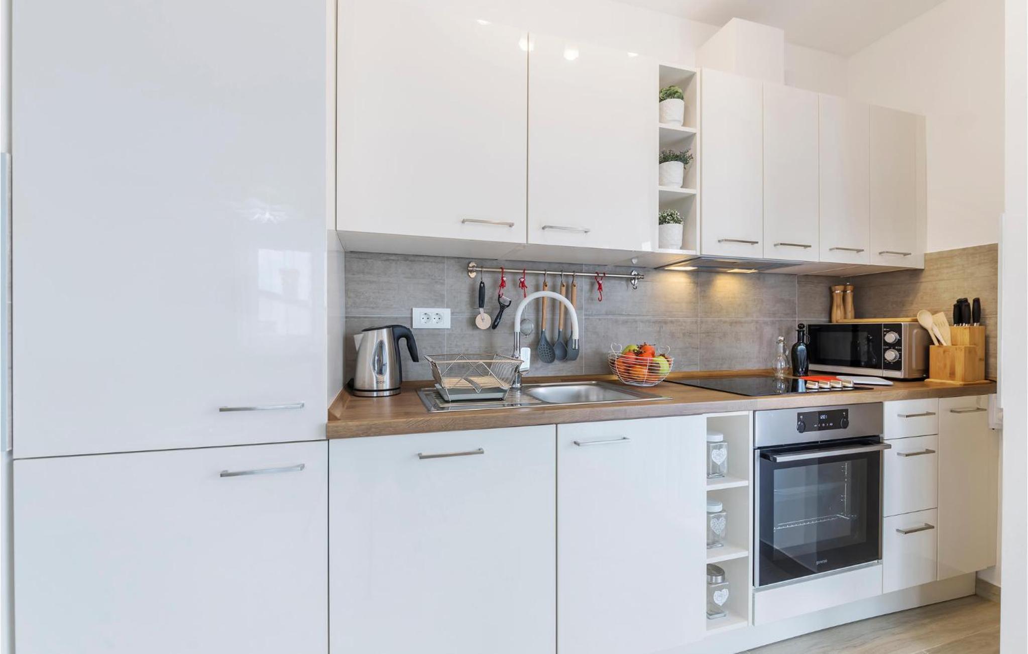 Nice Apartment In Peroj With Wifi view 4