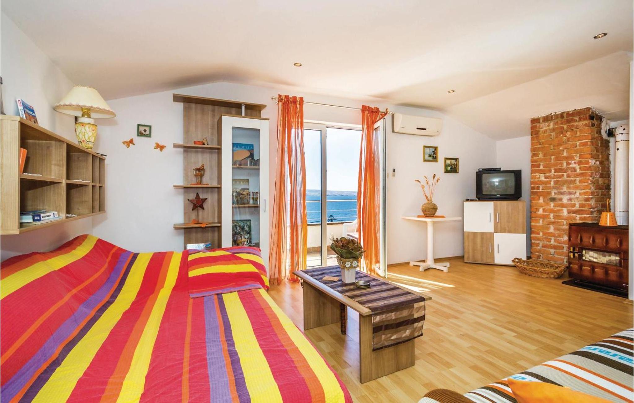 Stunning Apartment In Karlobag With Wifi view 3