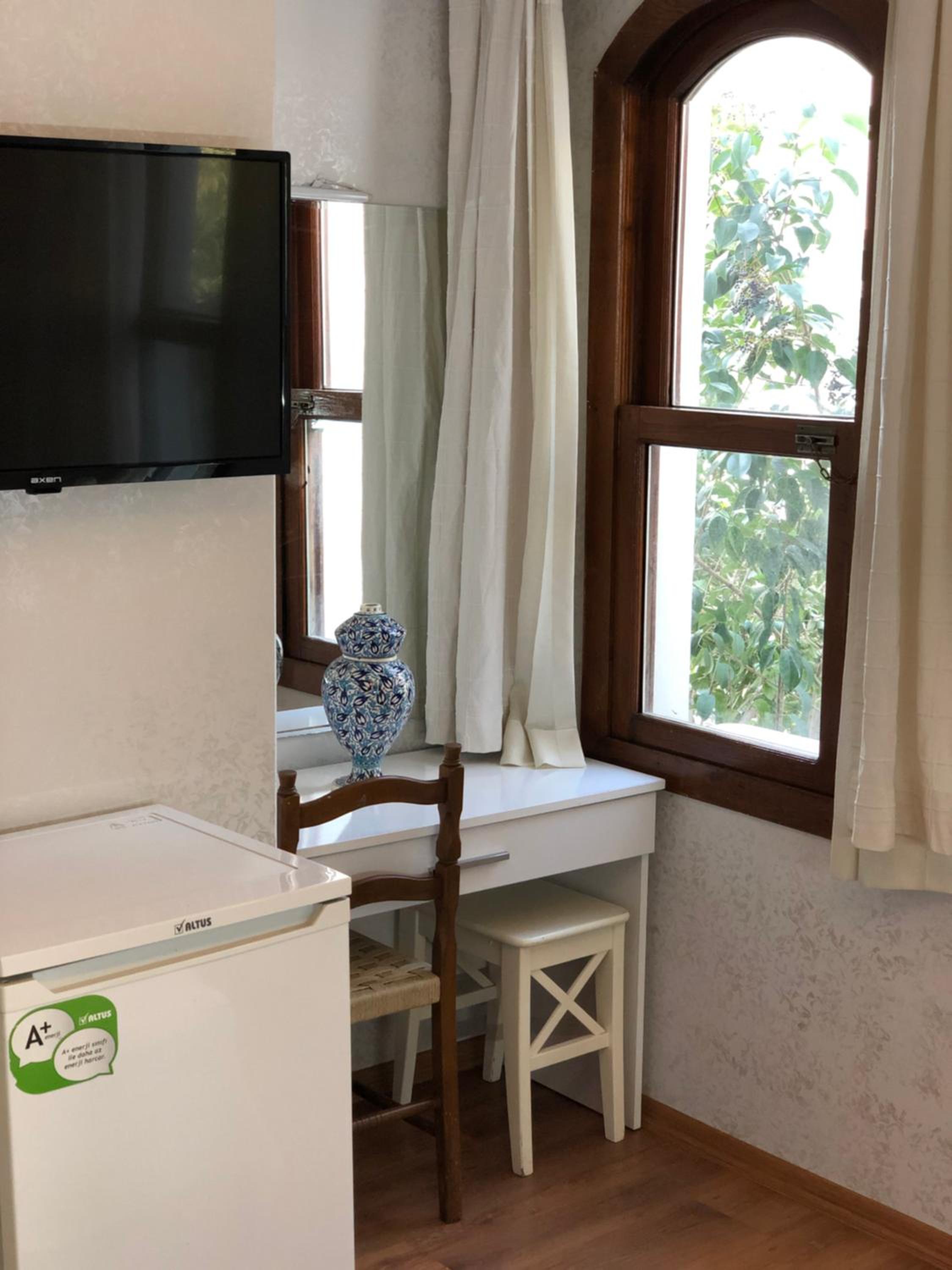 Hotel Antique - Image 78