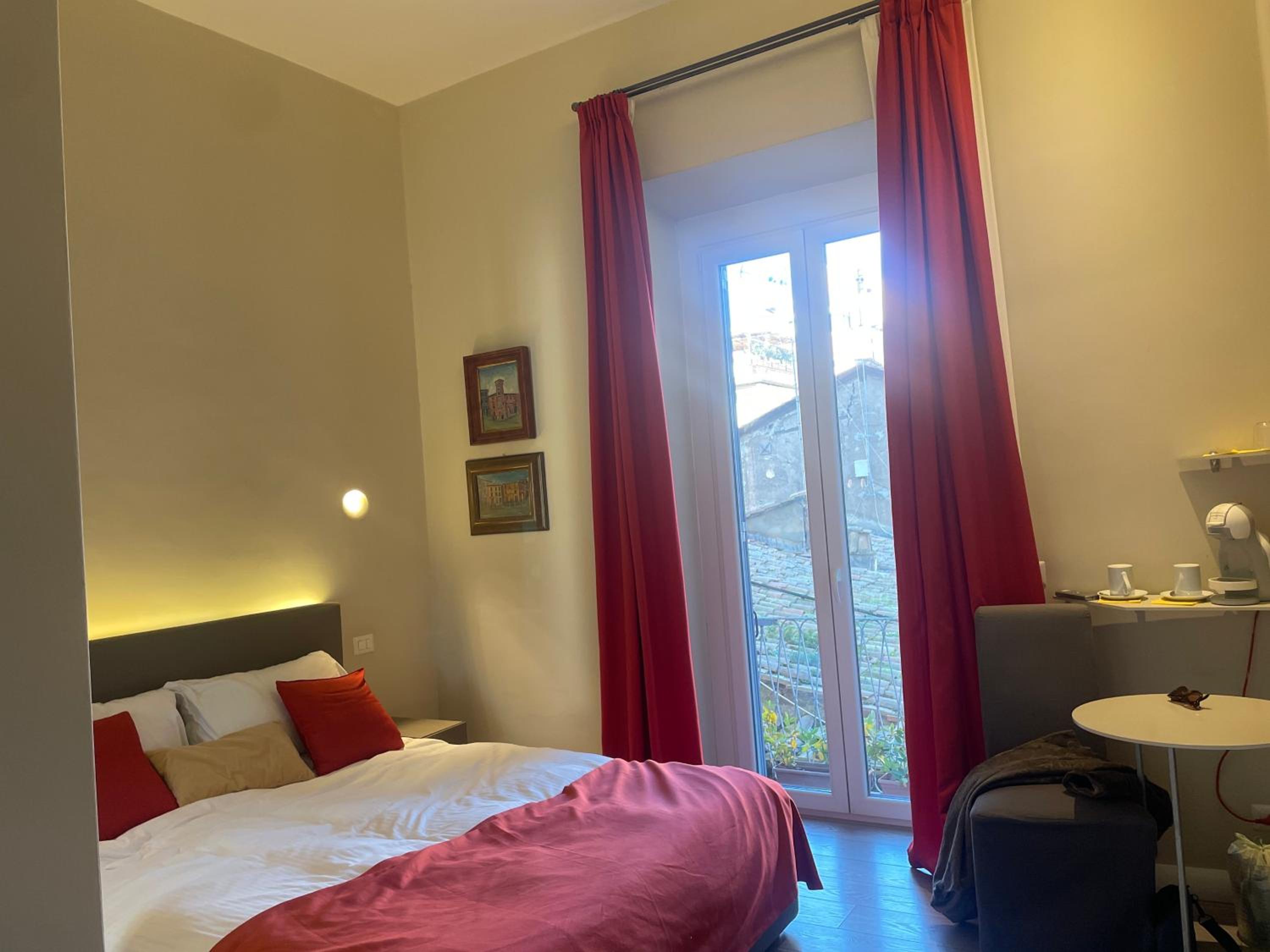 The Roman Empire Guesthouse