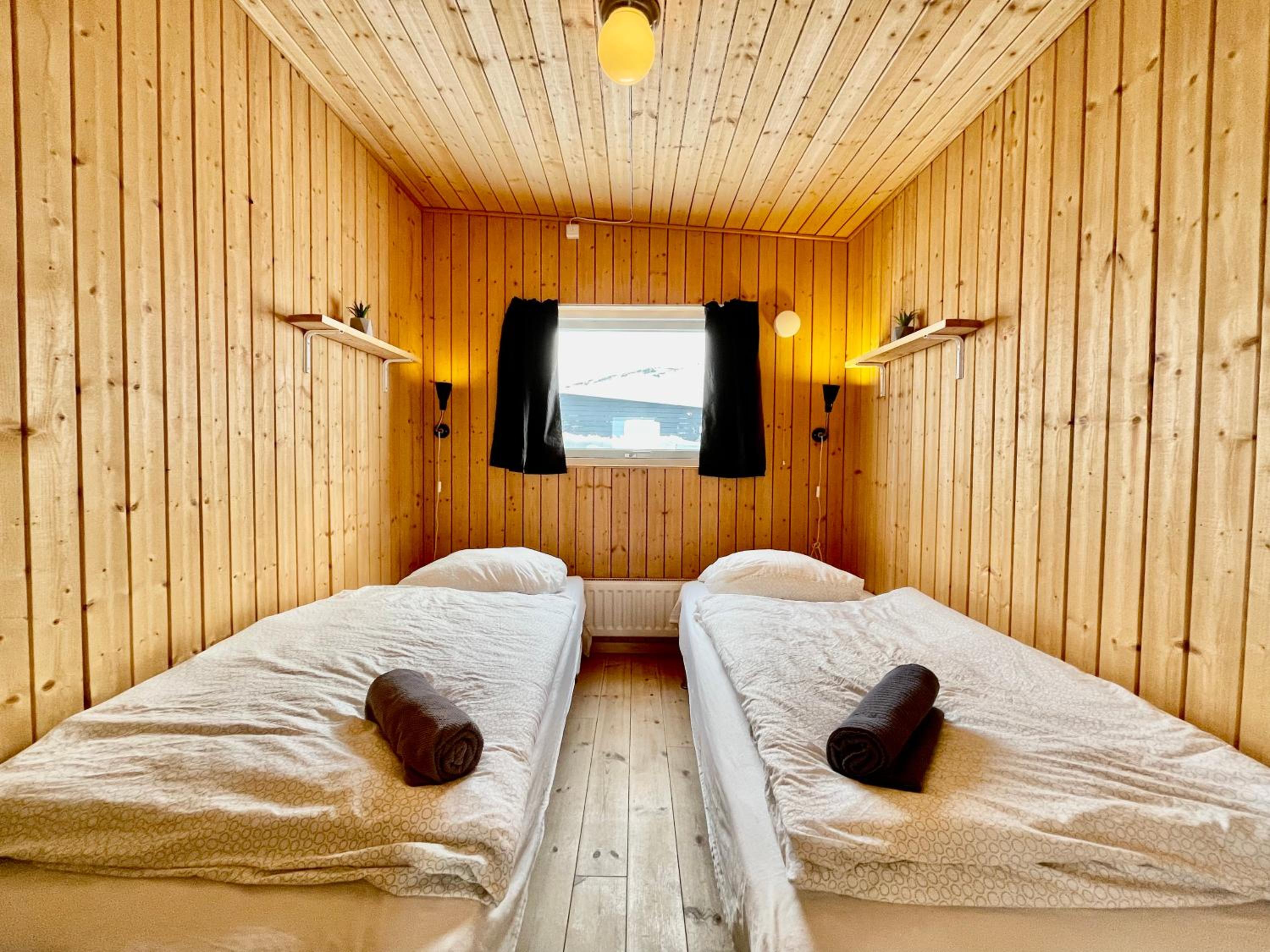 Inuk Hostels
