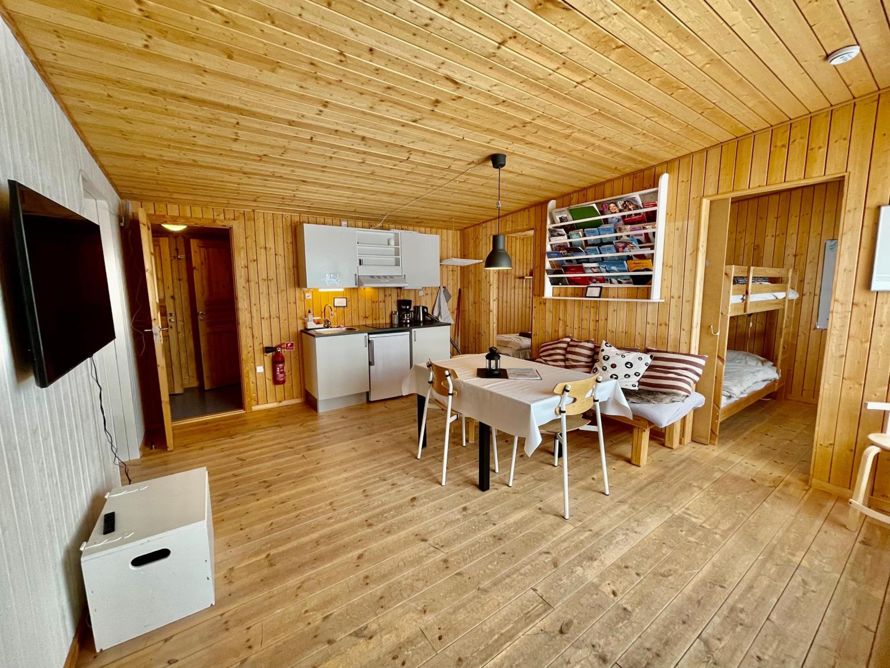 Inuk Hostels