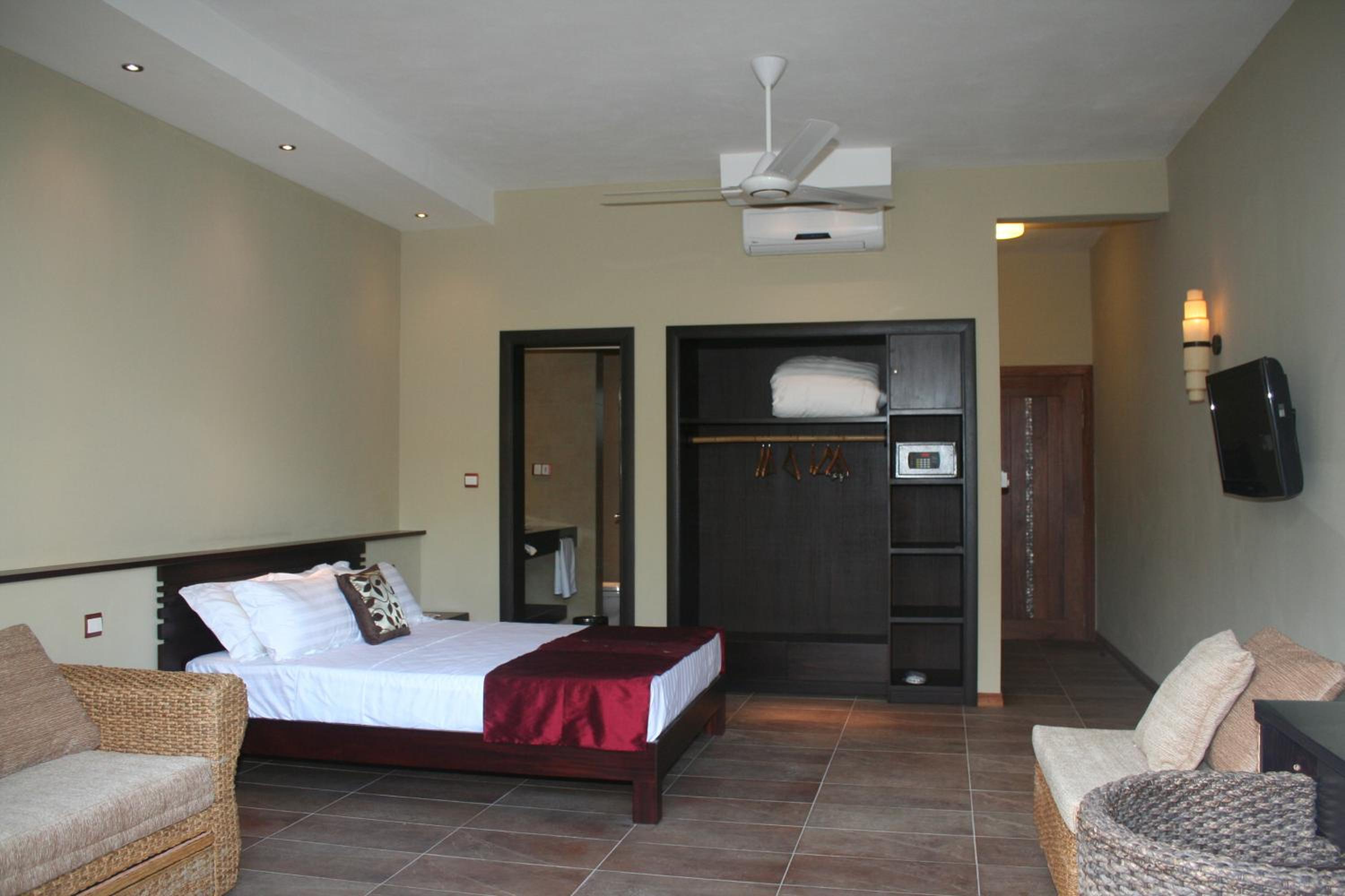 Dodola Lodge