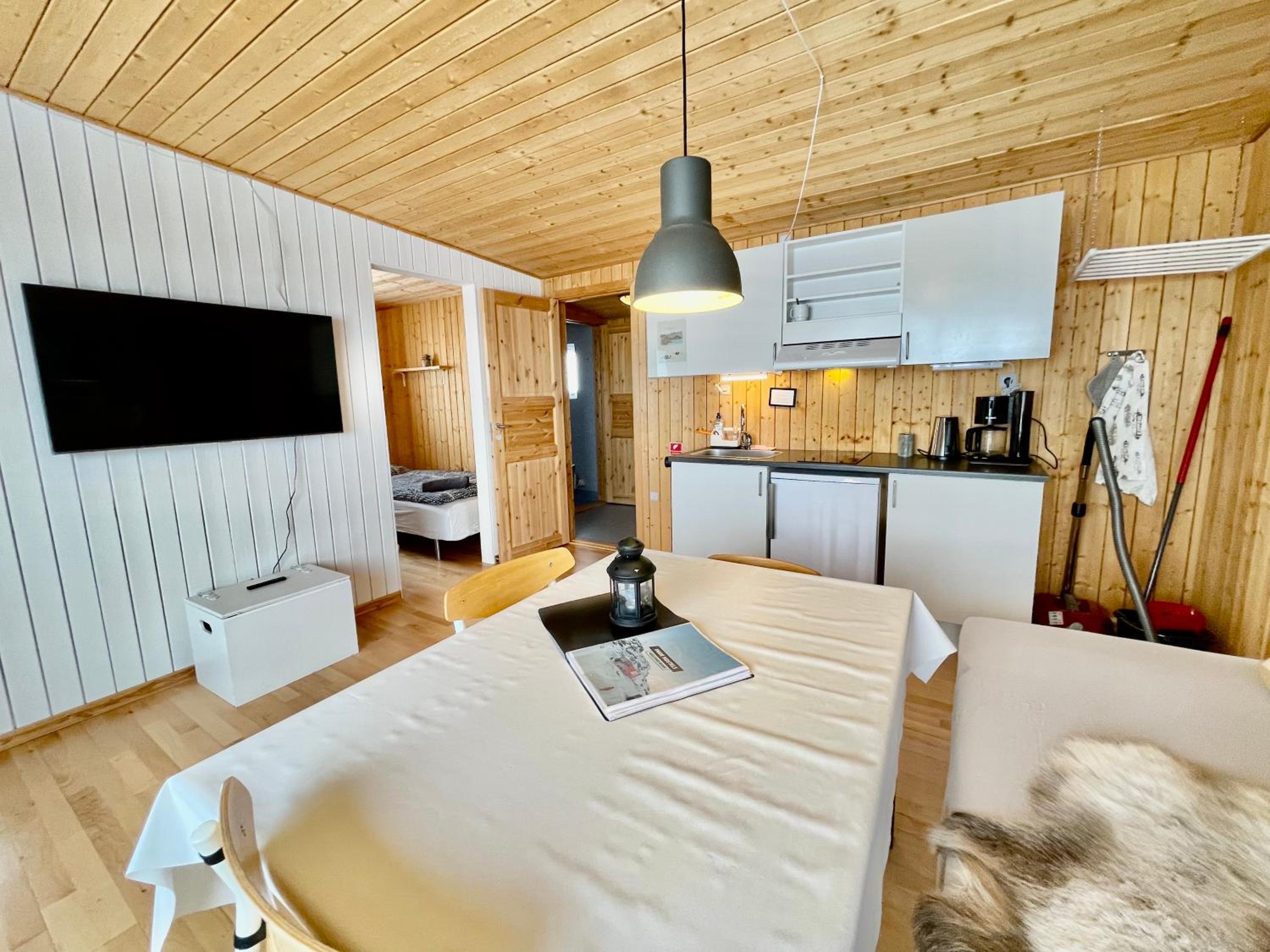Inuk Hostels