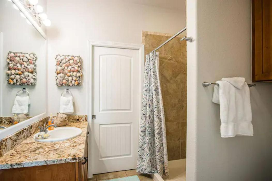11 Bed Home W/ Pool & Hot tub Steps To Beach Sleeps 16 view 4