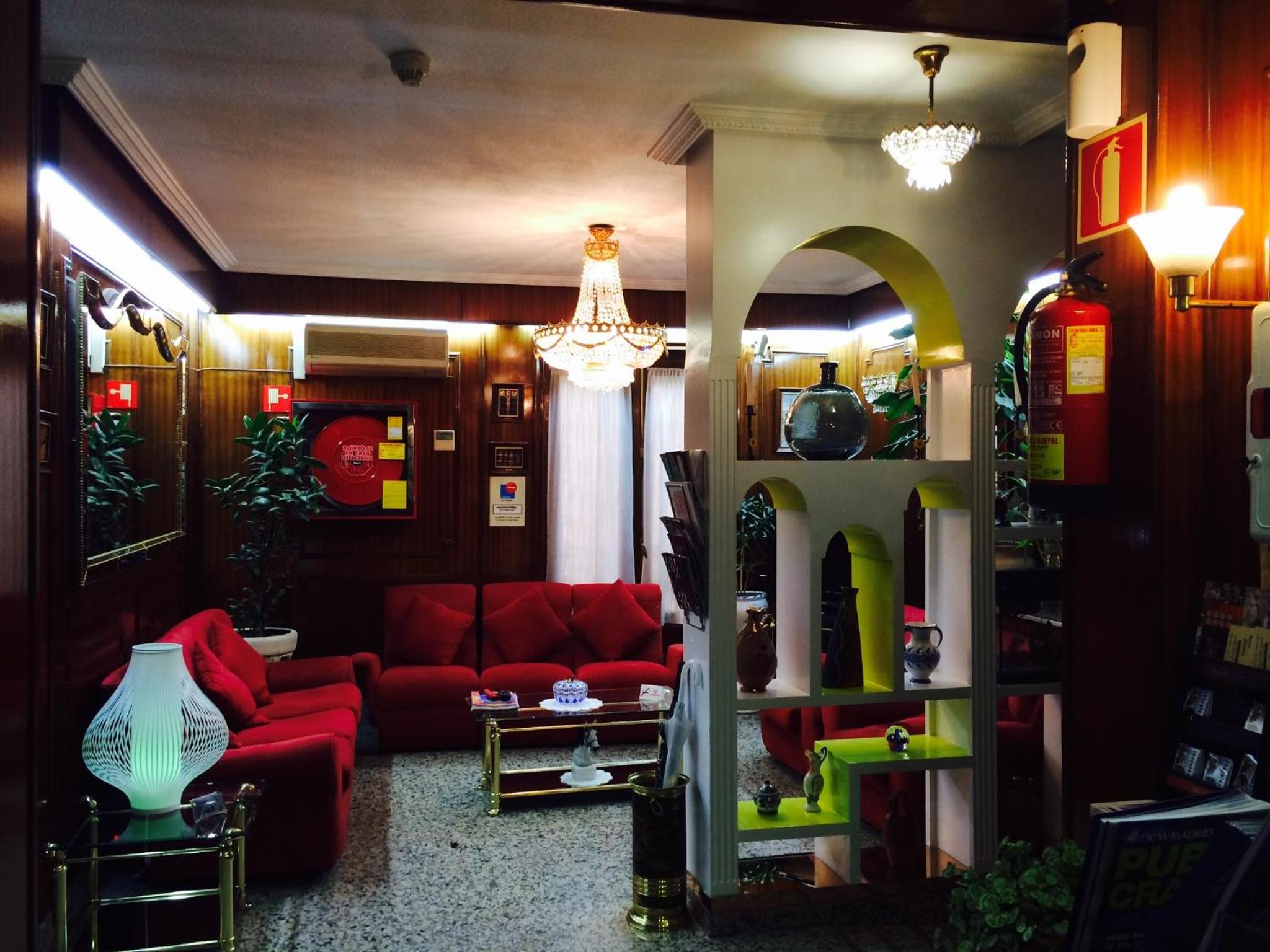 Hostal Sonsoles Madrid-Centro - Image 2