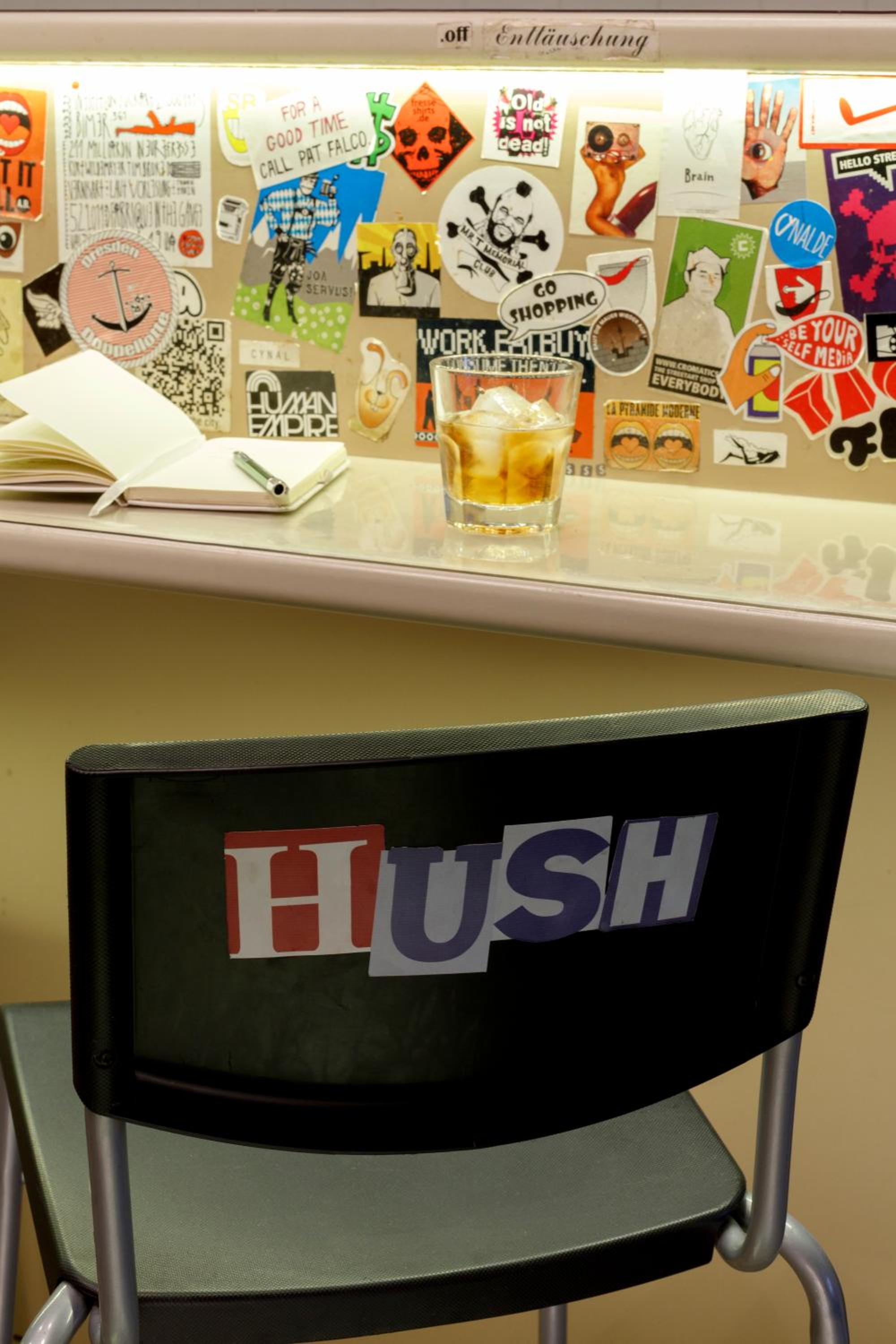 Hush Hostel Lounge