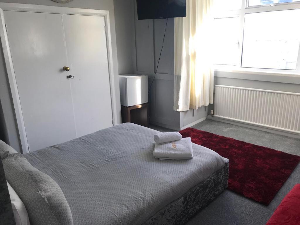 M and J Guest House