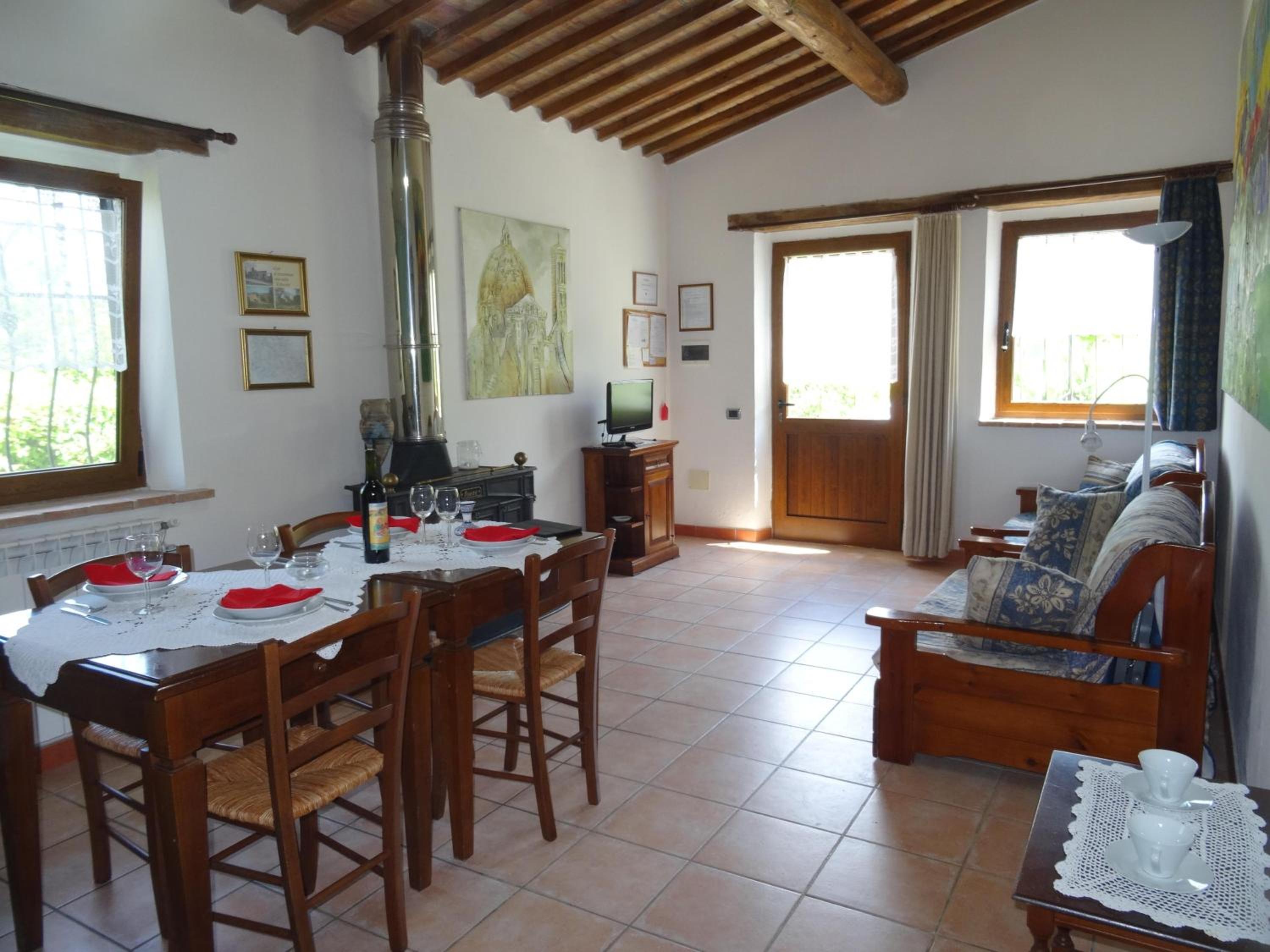 Villa with private swimming pool and private garden in quiet area, panoramic views view 5