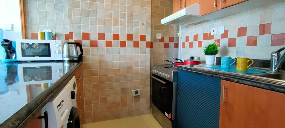 Cozy 1 bedroom apartments for a large family minimum 5 night