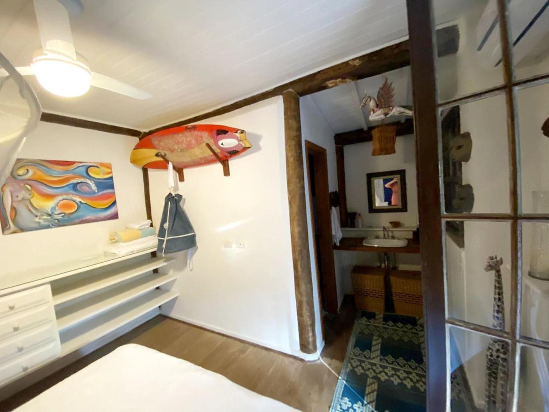 Otima Casa com deck gourmet na Praia da Baleia SP