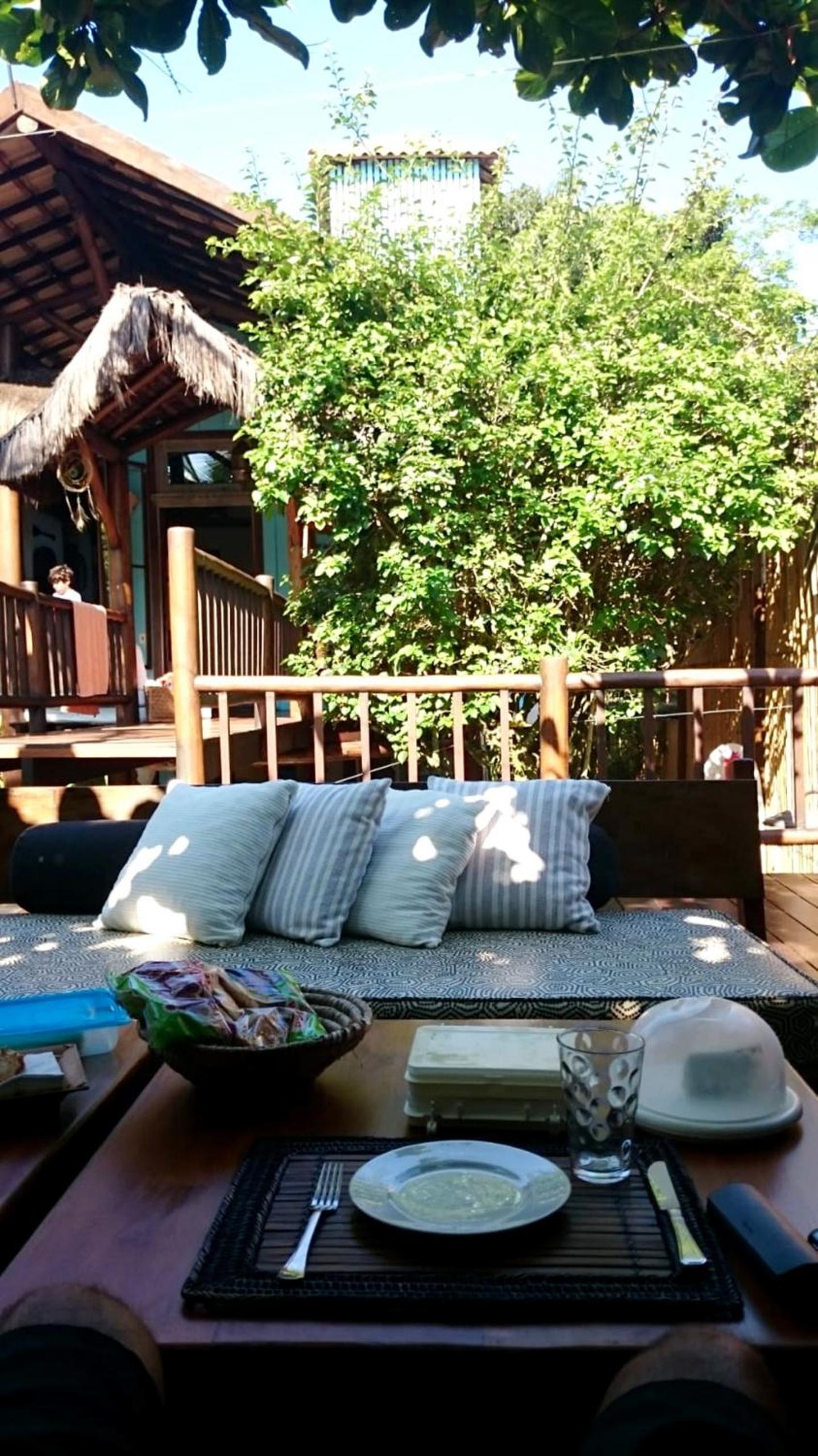 Otima Casa com deck gourmet na Praia da Baleia SP
