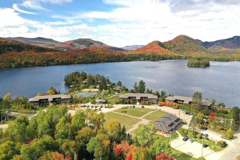 Deluxe Suite-sur-Lac Superieur - Tremblant Versant Nord view 3