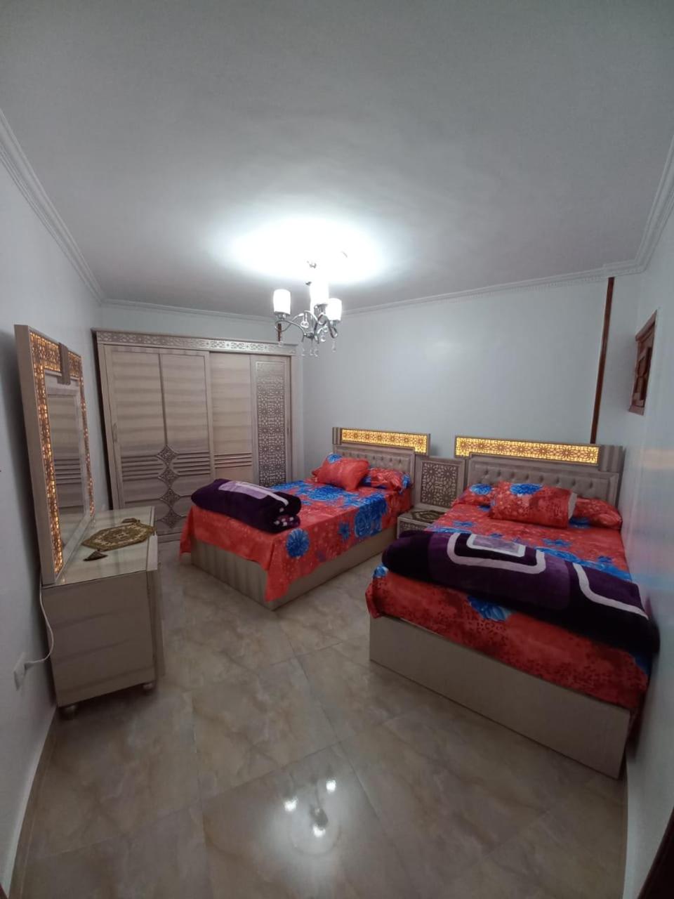 Salah Eldin 2 bed rooms Super Lux Chalet apartment , Garden&sea view, first floor , Family only سوبر لوكس شاليه دور اول المعموره الشاطىء اسكندريه Mamoura A view 5