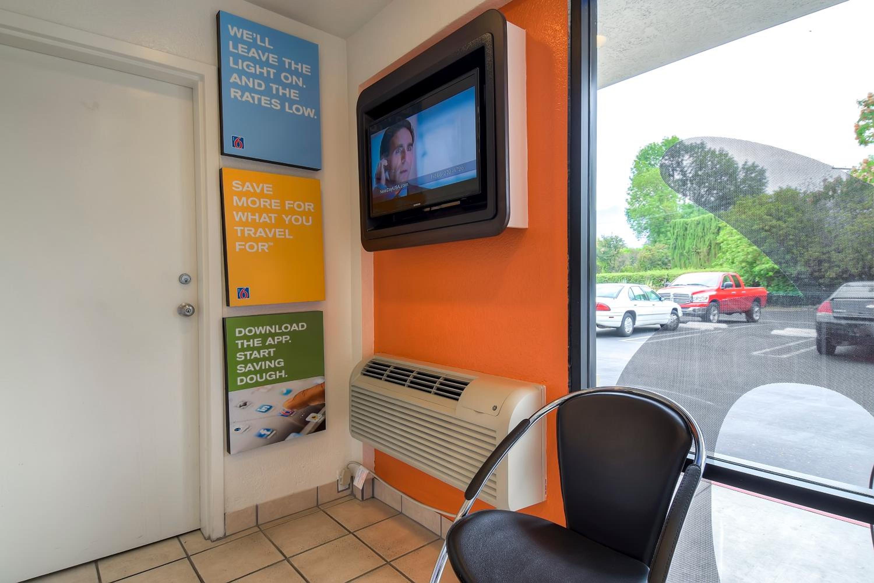 Motel 6-Arcadia, CA - Los Angeles - Pasadena Area - Property Image 56