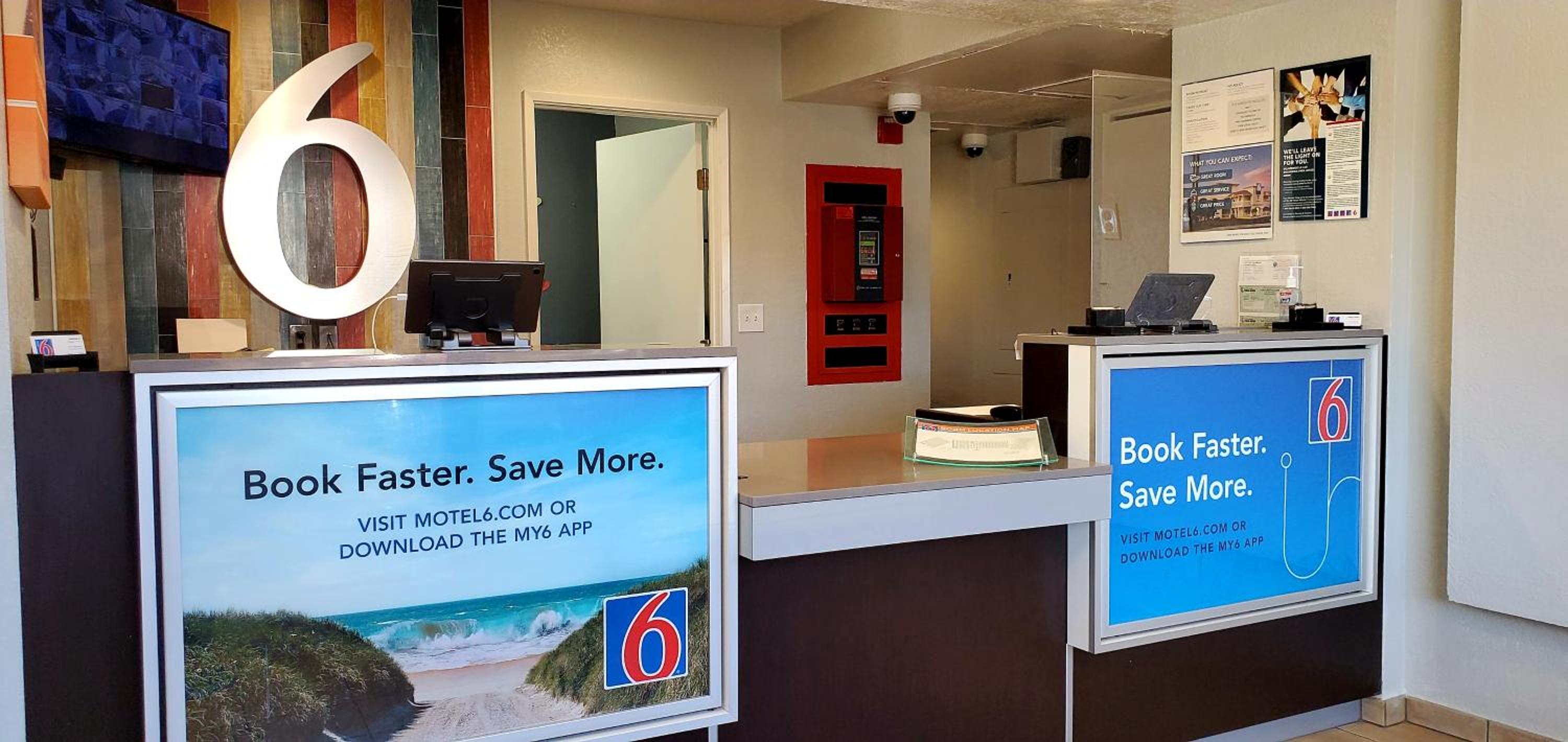 Motel 6-Palmdale, CA