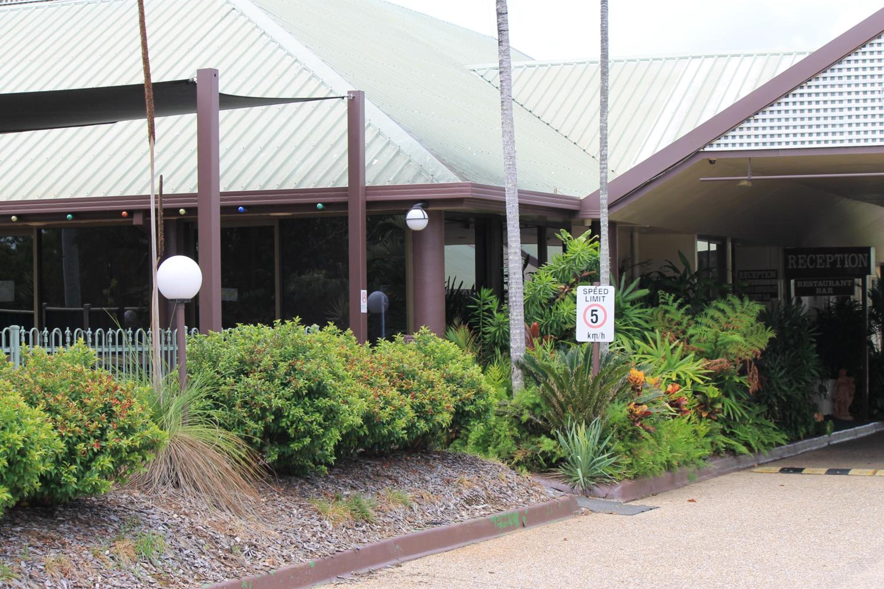 Glenmore Palms Motel