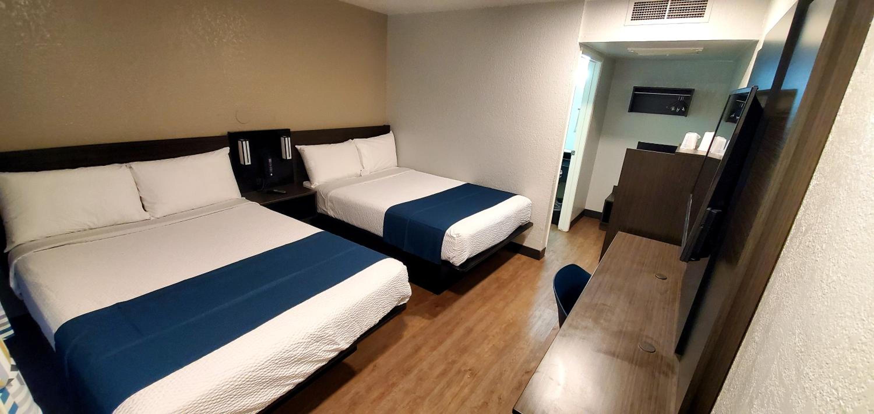 Motel 6-Palmdale, CA