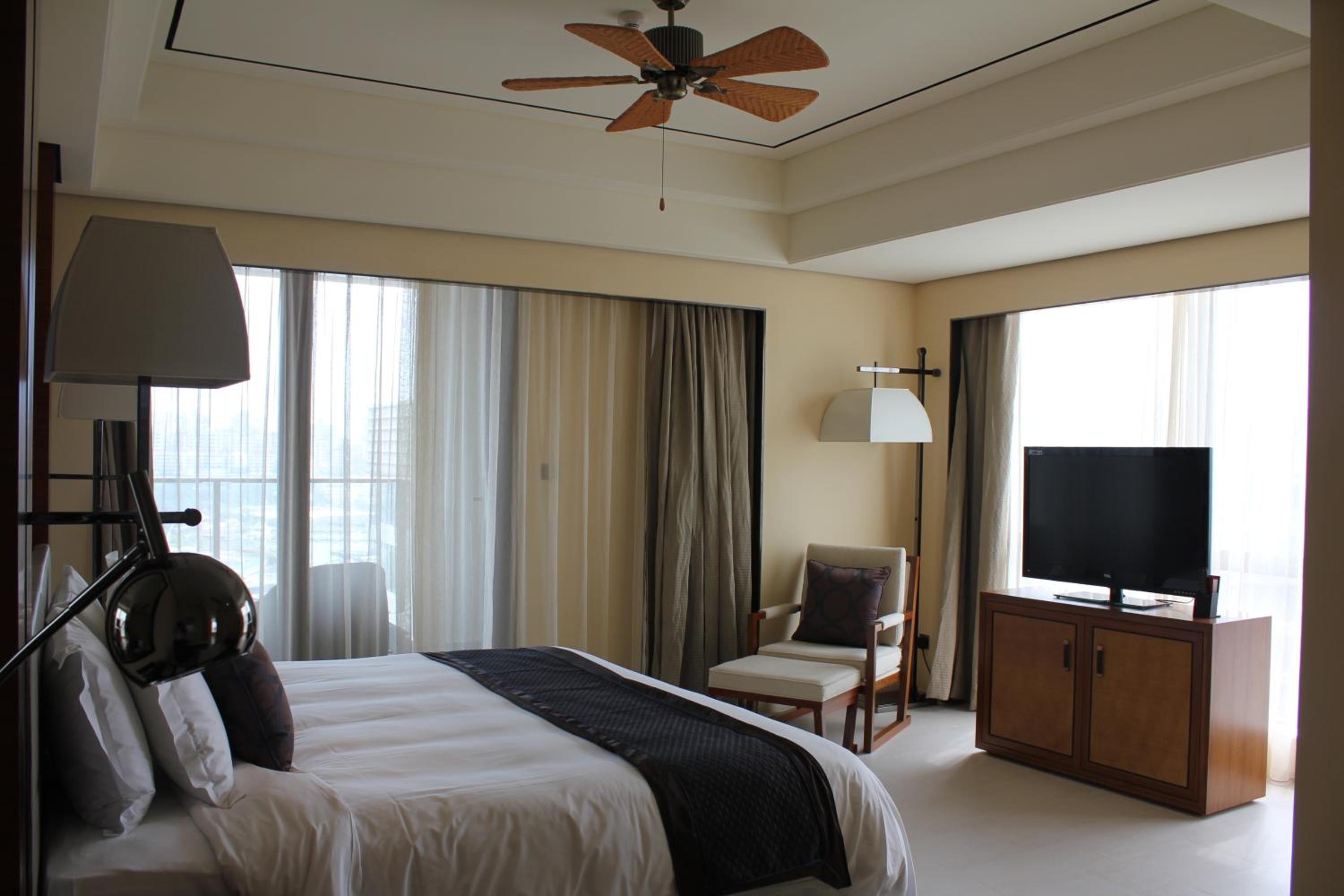 Crowne Plaza Sanya City Center by IHG